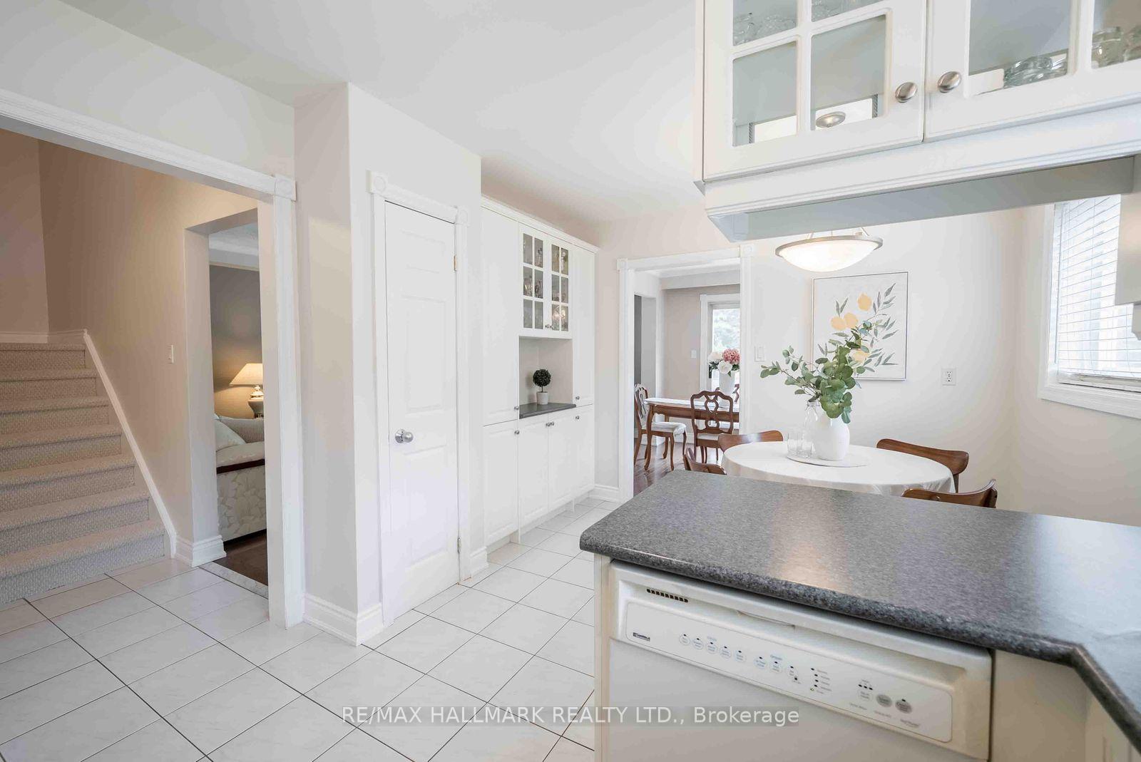 Photo 13 of 65 Baroness Crescent, North York, Don Valley Village — HOMEH