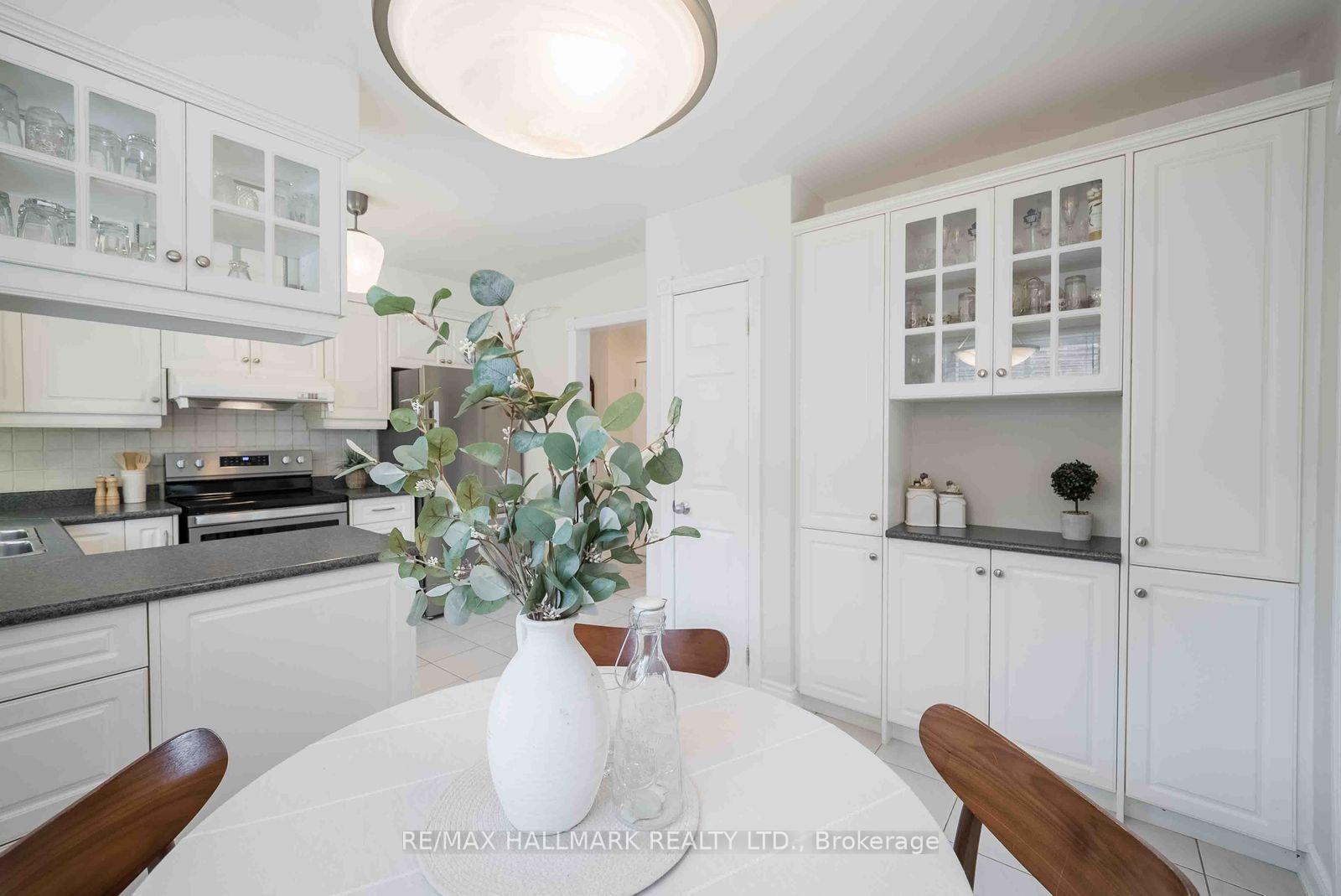 Photo 16 of 65 Baroness Crescent, North York, Don Valley Village — HOMEH