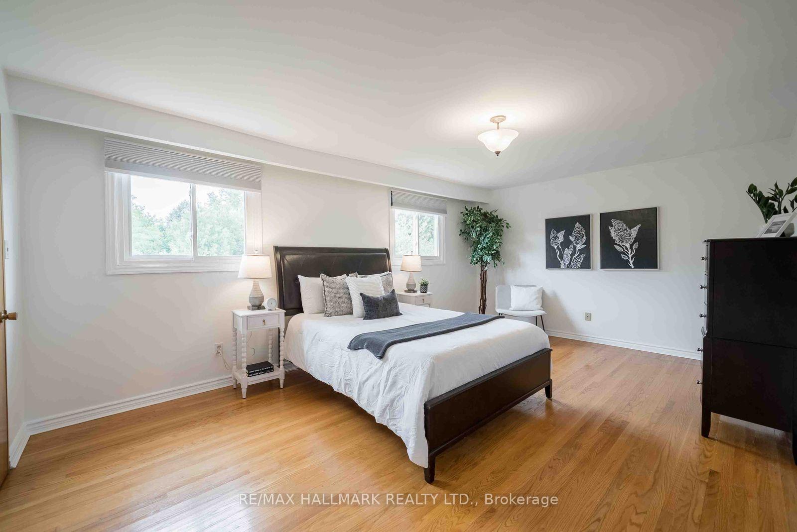 Photo 31 of 65 Baroness Crescent, North York, Don Valley Village — HOMEH