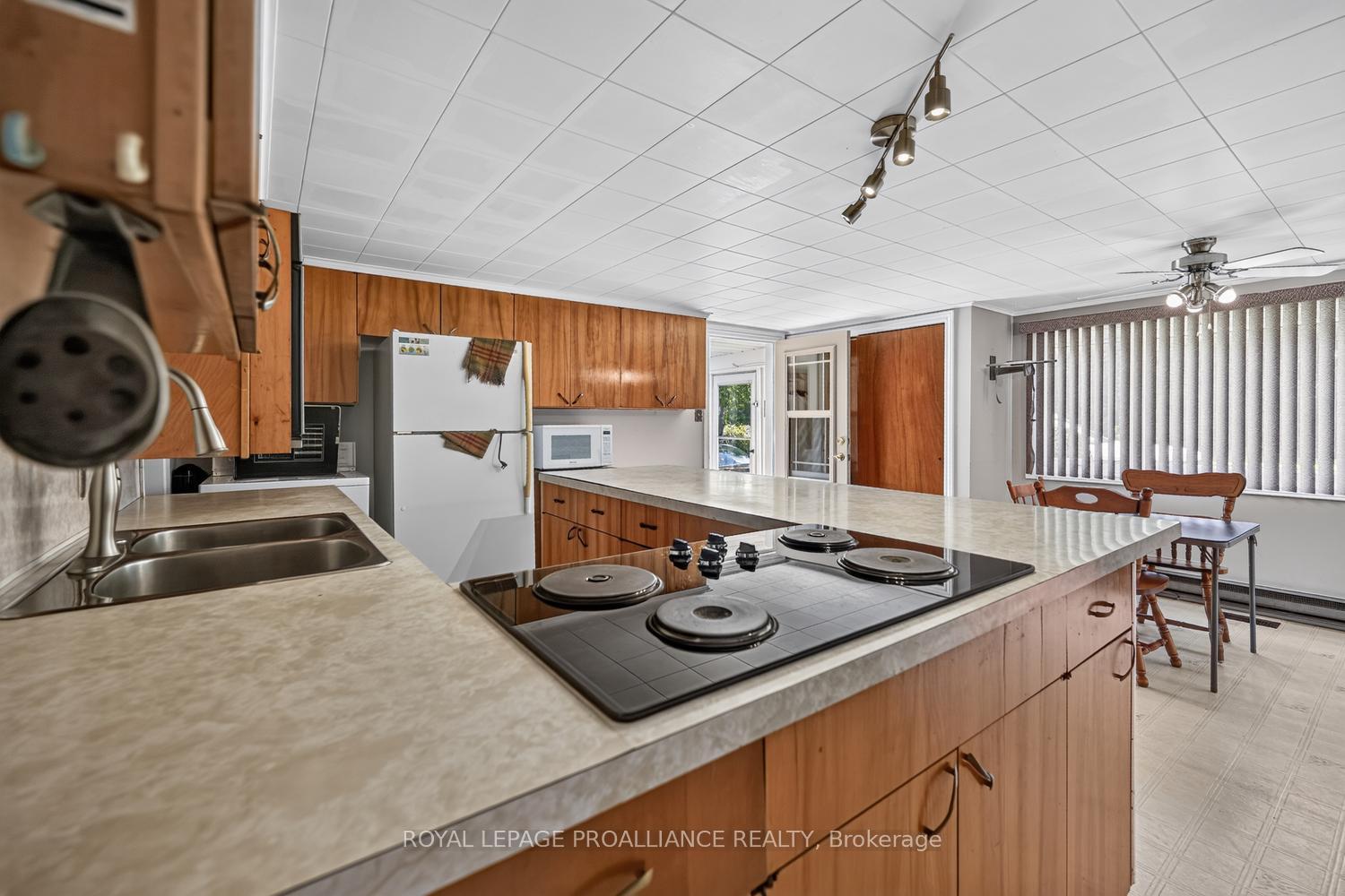 Photo 13 of 2696 Mcintosh Road, Augusta, Augusta Twp — HOMEH