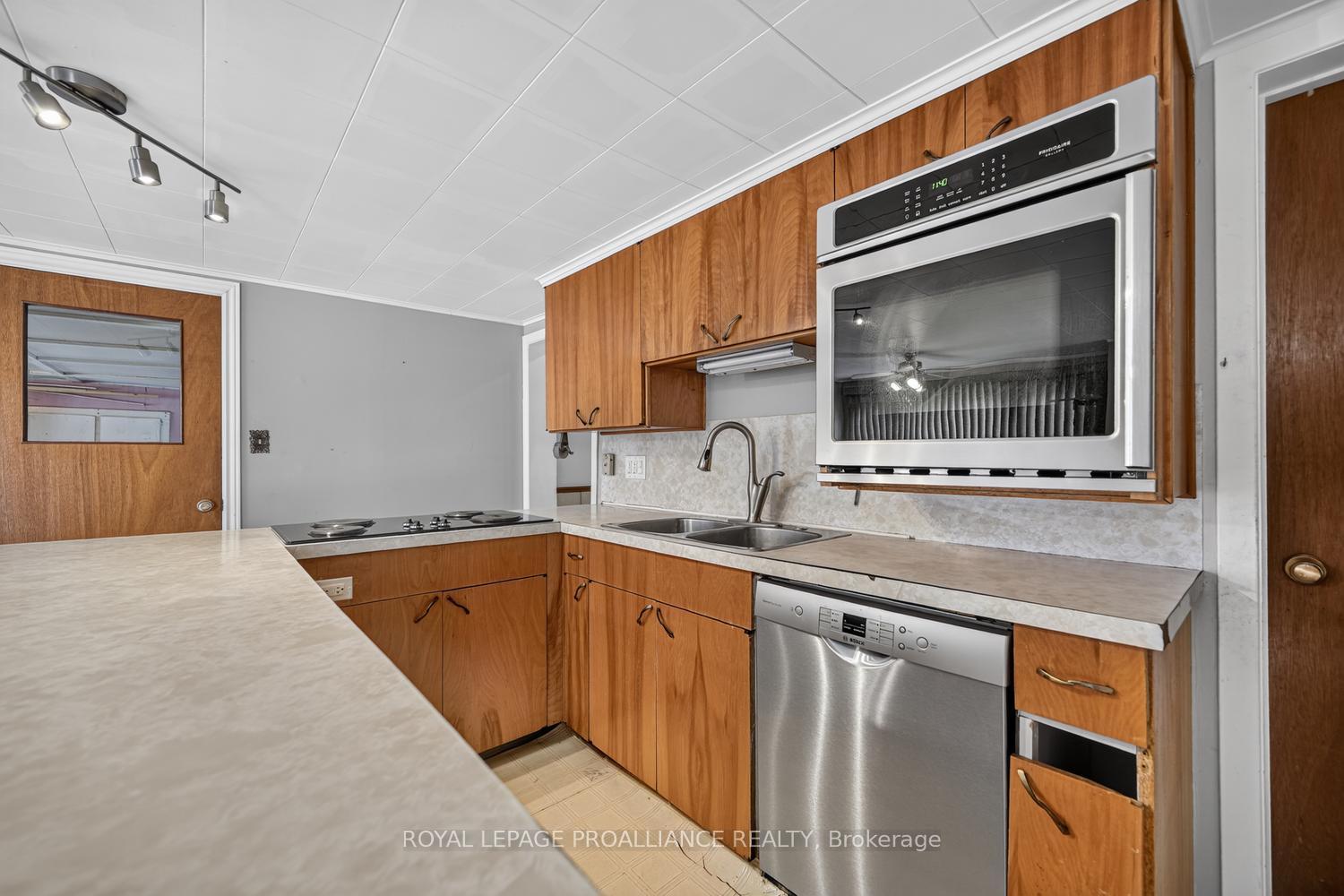 Photo 17 of 2696 Mcintosh Road, Augusta, Augusta Twp — HOMEH