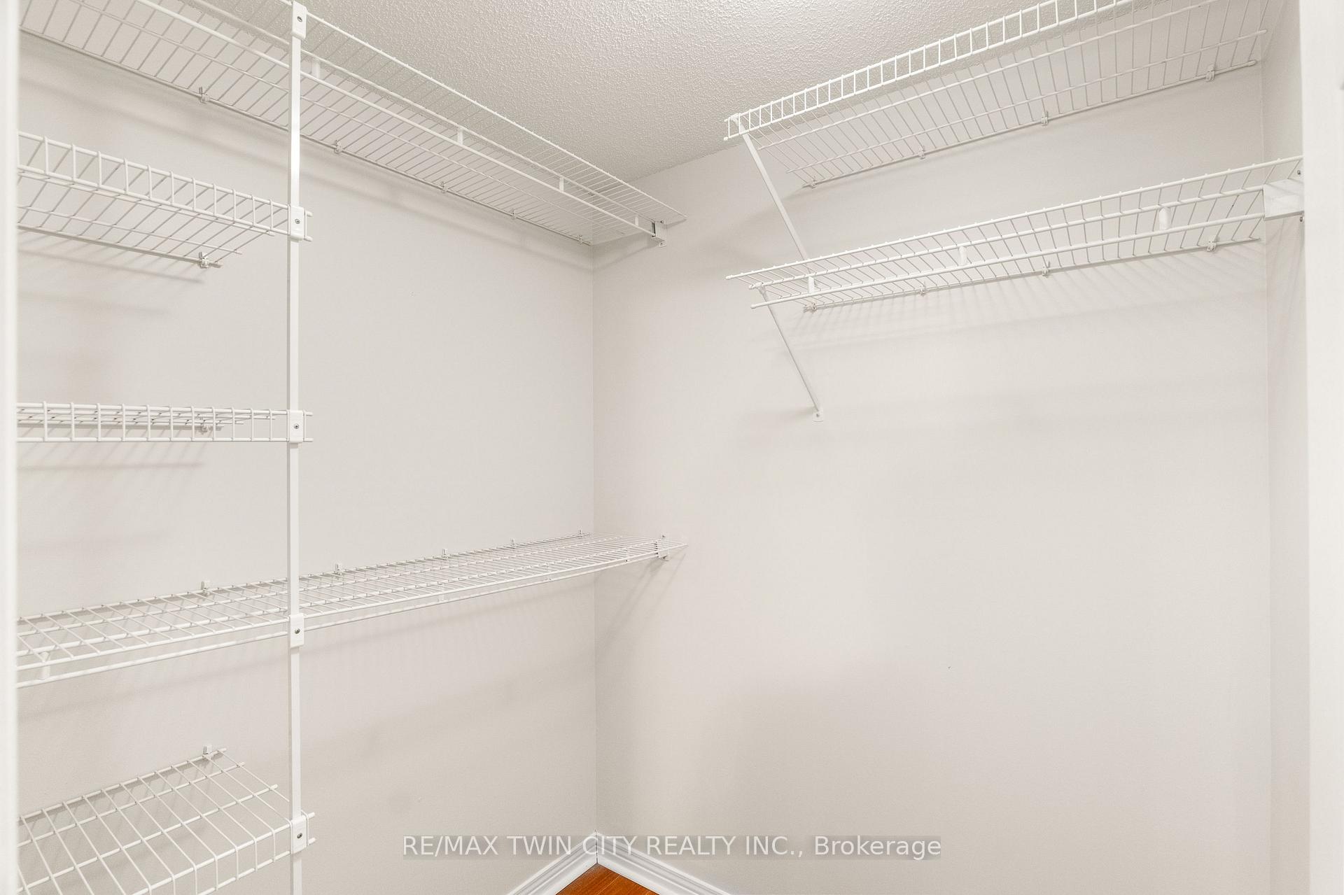 Photo 21 of 647 Pinerow Crescent, Waterloo, Westvale — HOMEH