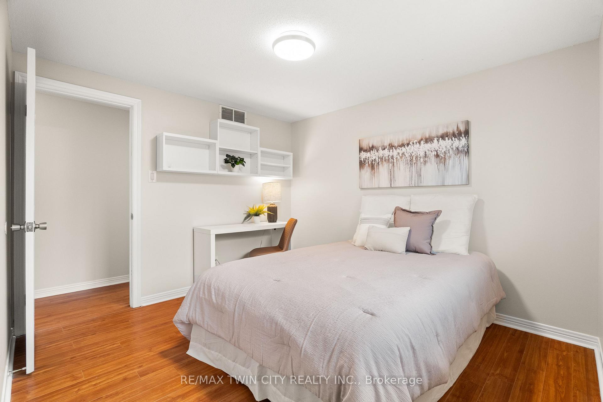 Photo 26 of 647 Pinerow Crescent, Waterloo, Westvale — HOMEH