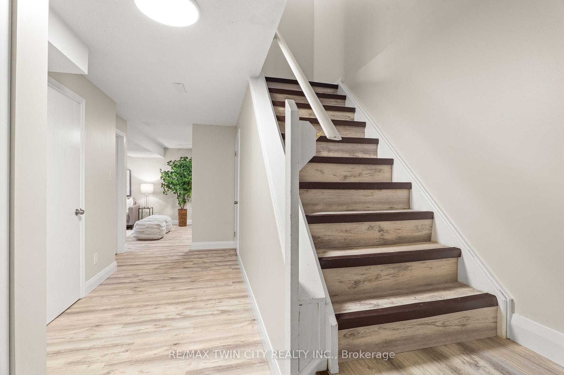Photo 29 of 647 Pinerow Crescent, Waterloo, Westvale — HOMEH