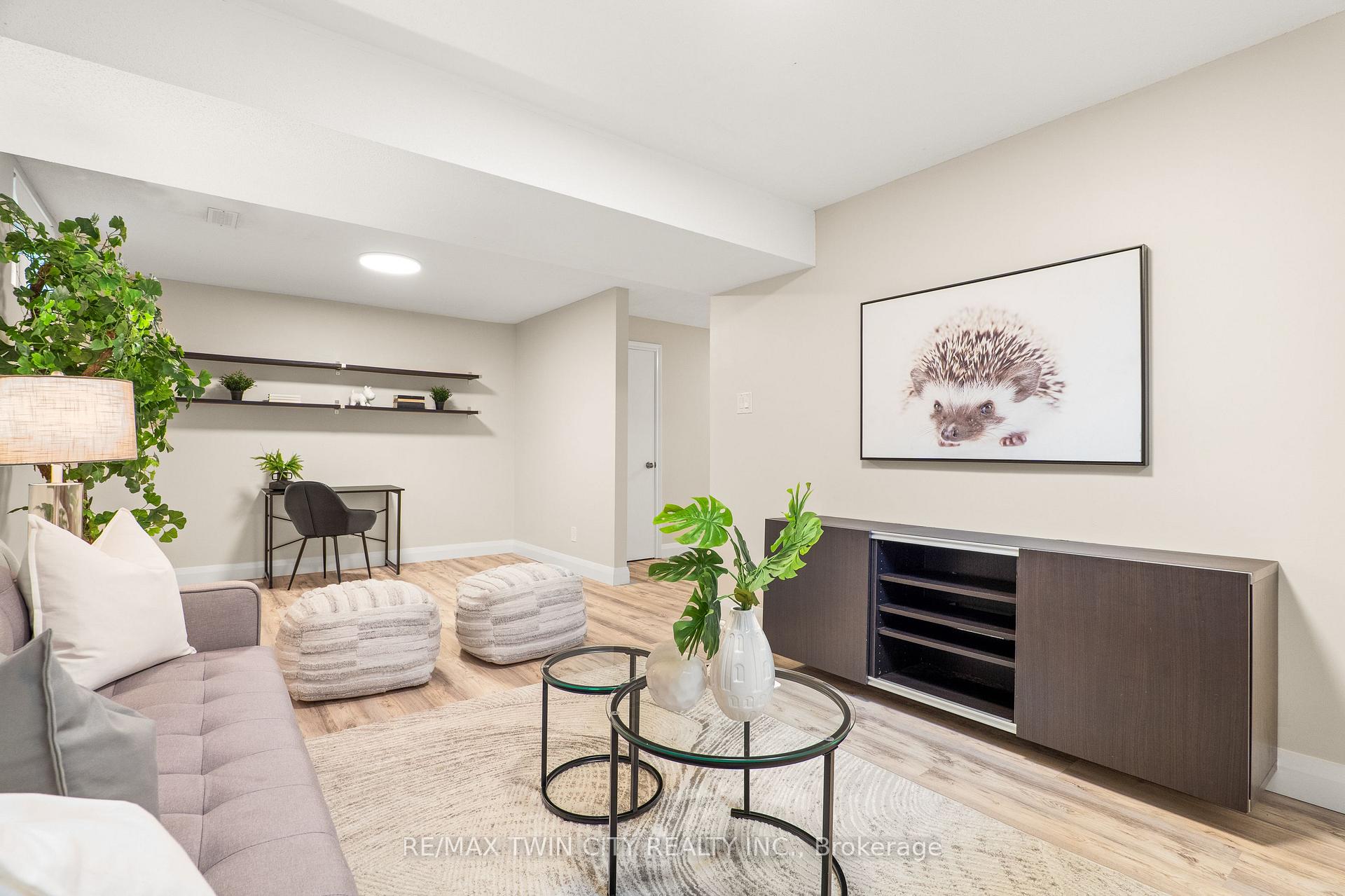 Photo 33 of 647 Pinerow Crescent, Waterloo, Westvale — HOMEH