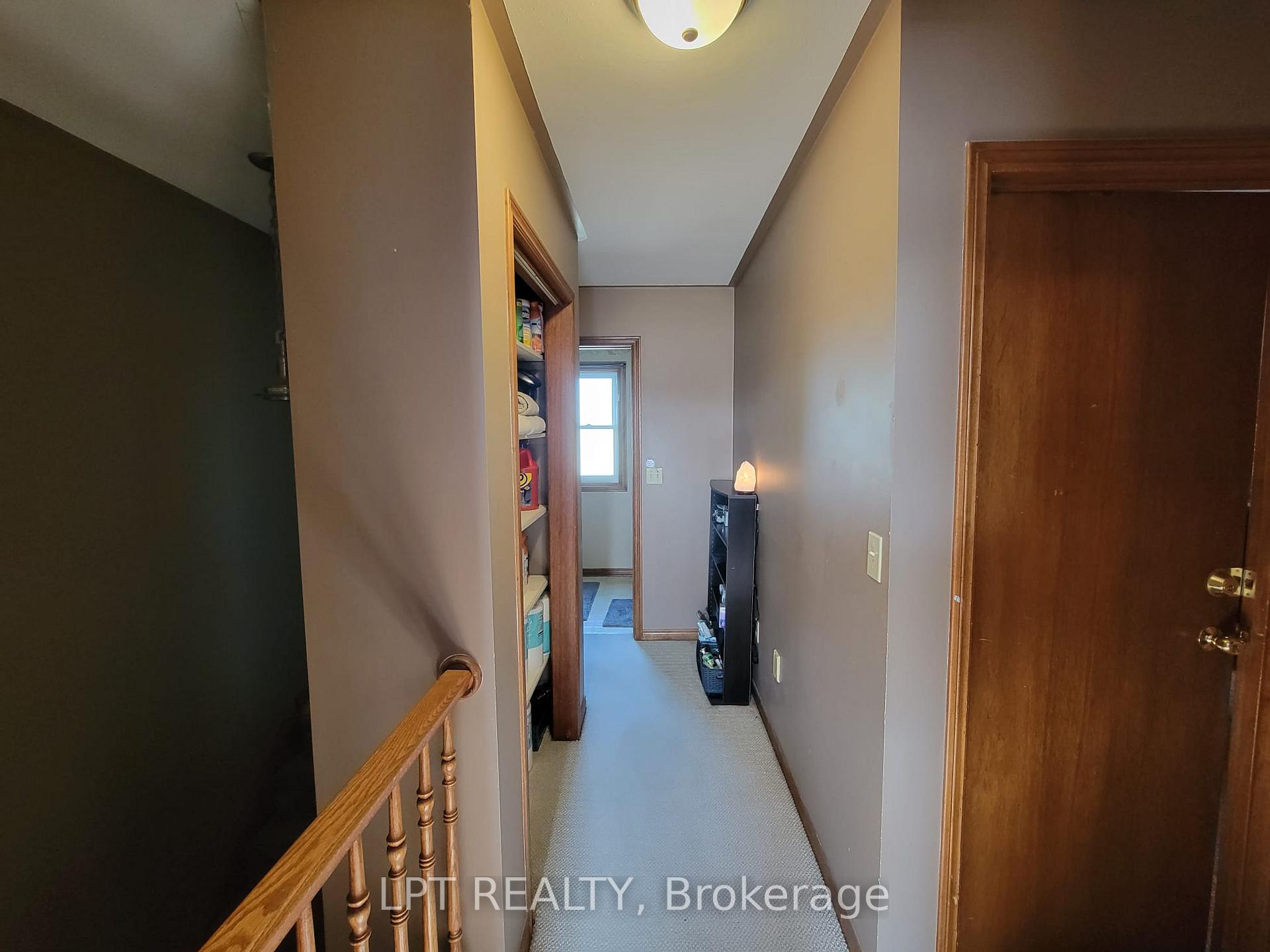 Photo 8 of 57 Poplar Crescent, Welland, N. Welland — HOMEH