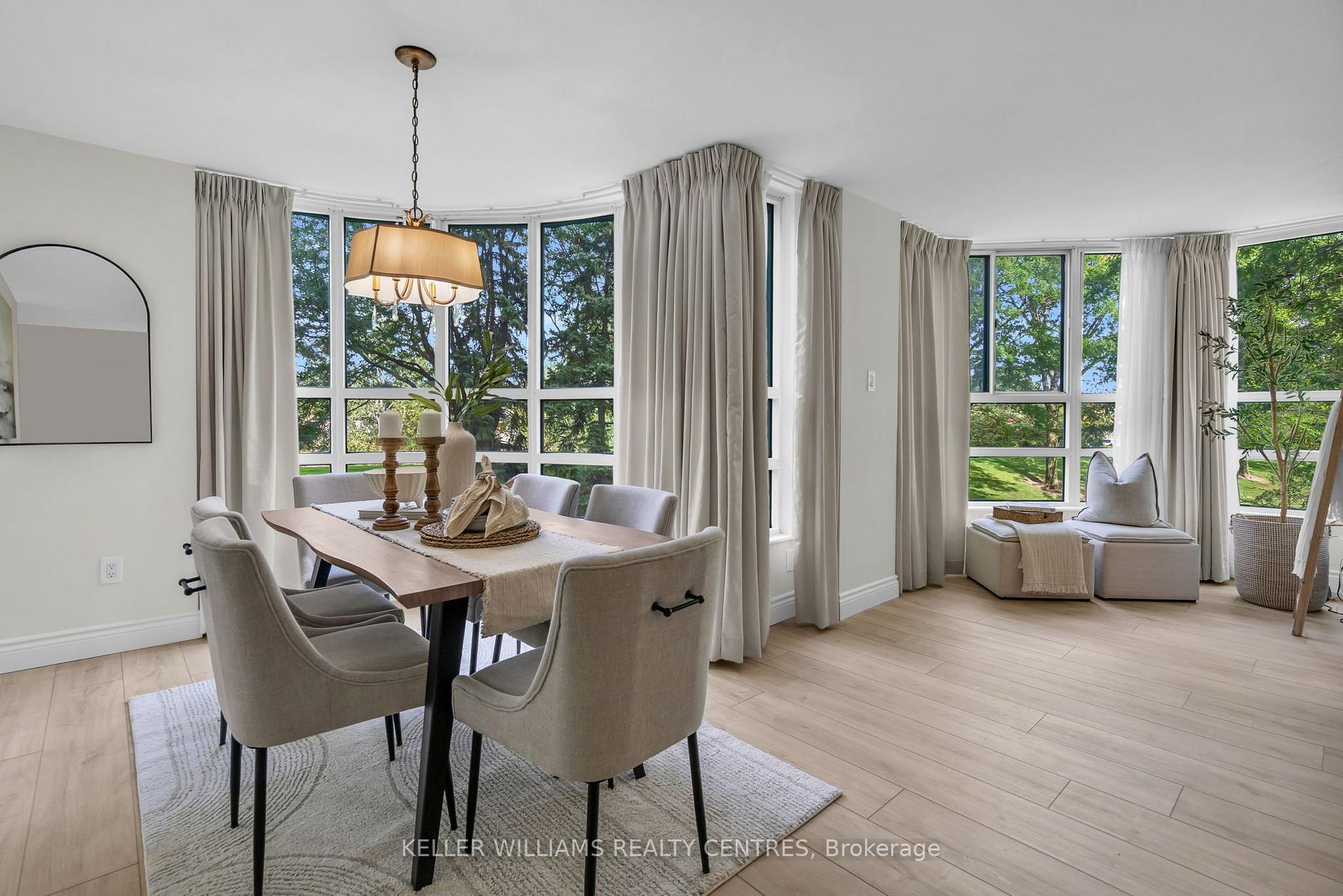 Photo 7 of Unit 204, 7905 Bayview Avenue, Markham, Aileen-Willowbrook — HOMEH