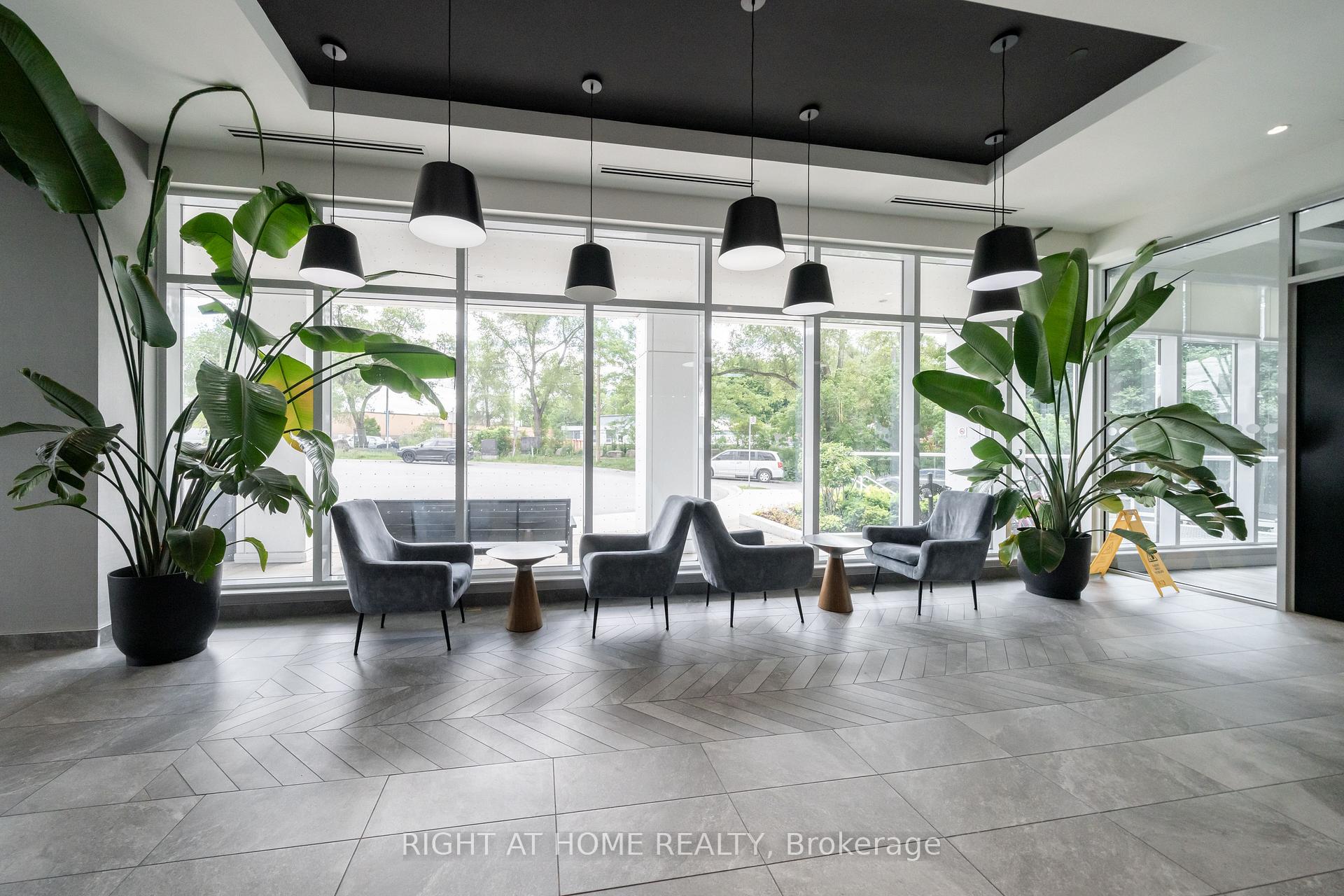 Photo 3 of Unit 807, 10 Wilby Crescent, North York, Weston — HOMEH