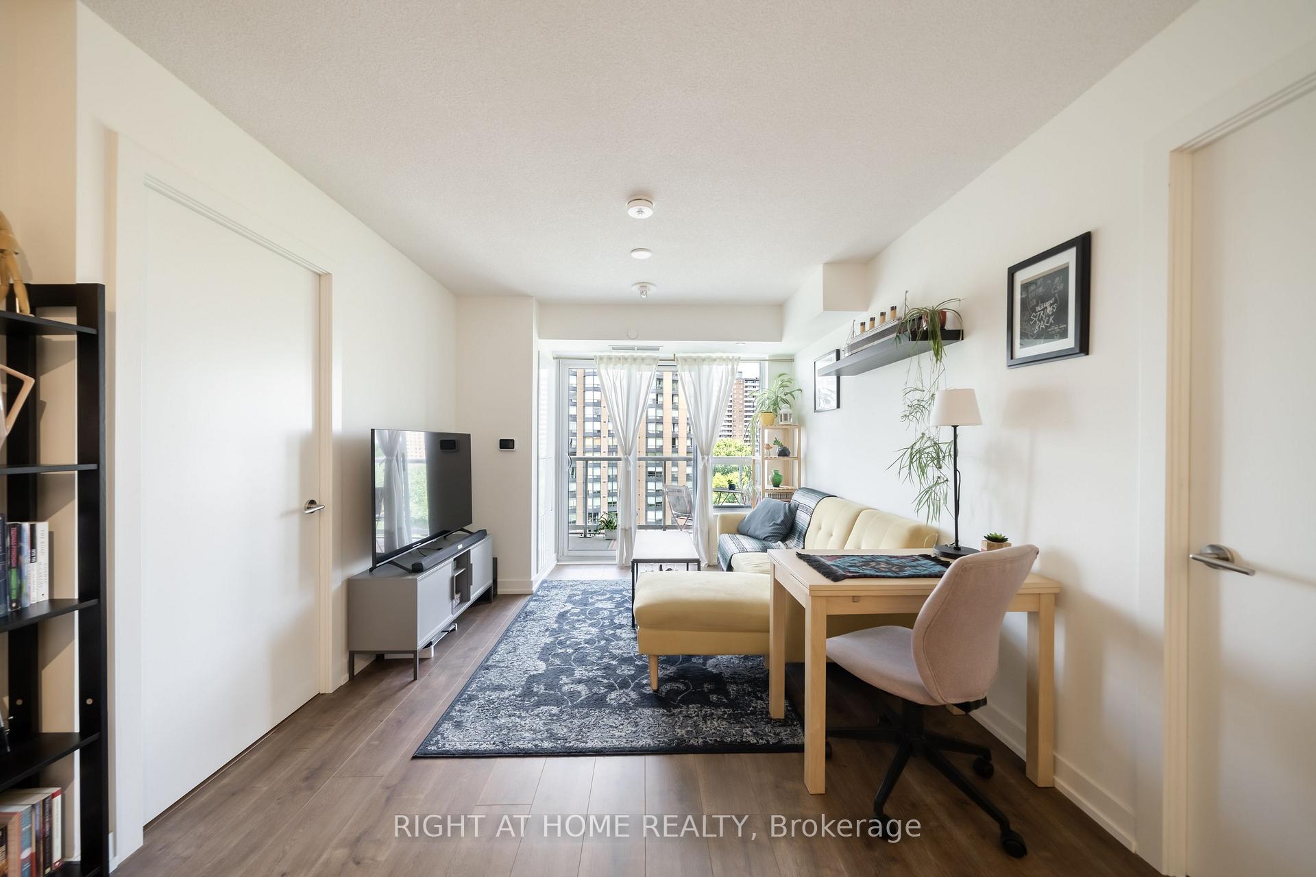 Photo 21 of Unit 807, 10 Wilby Crescent, North York, Weston — HOMEH