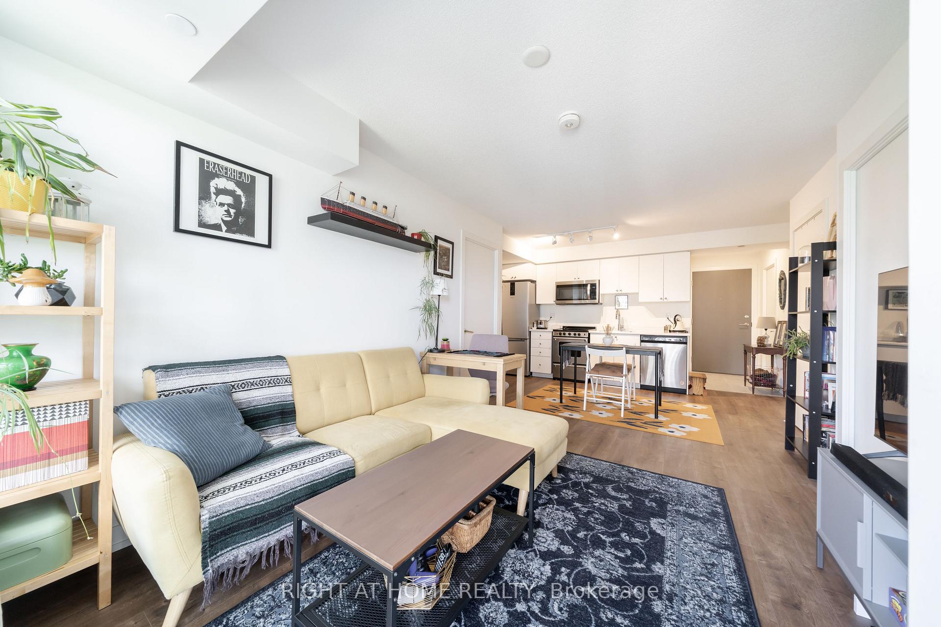 Photo 23 of Unit 807, 10 Wilby Crescent, North York, Weston — HOMEH