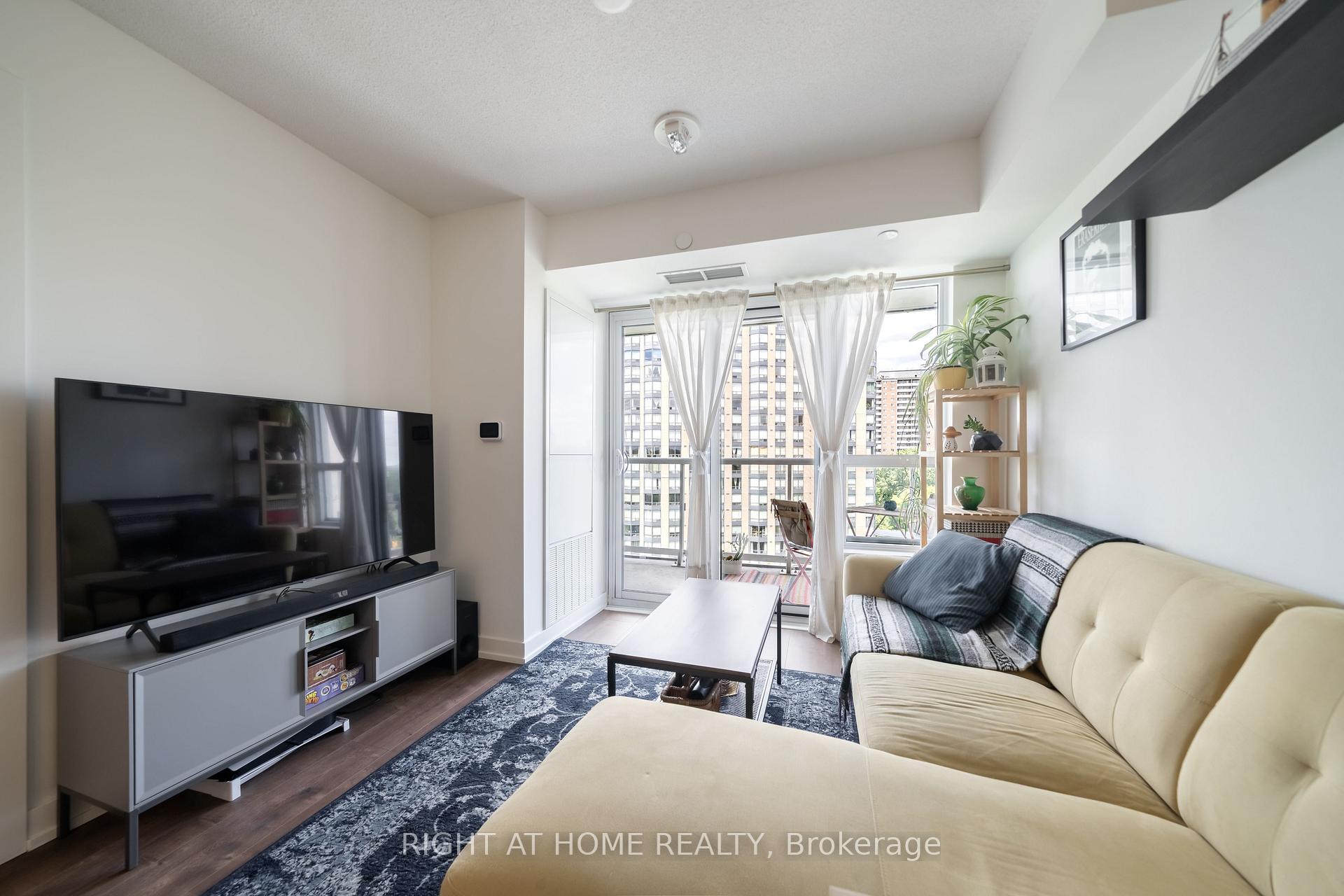 Photo 24 of Unit 807, 10 Wilby Crescent, North York, Weston — HOMEH