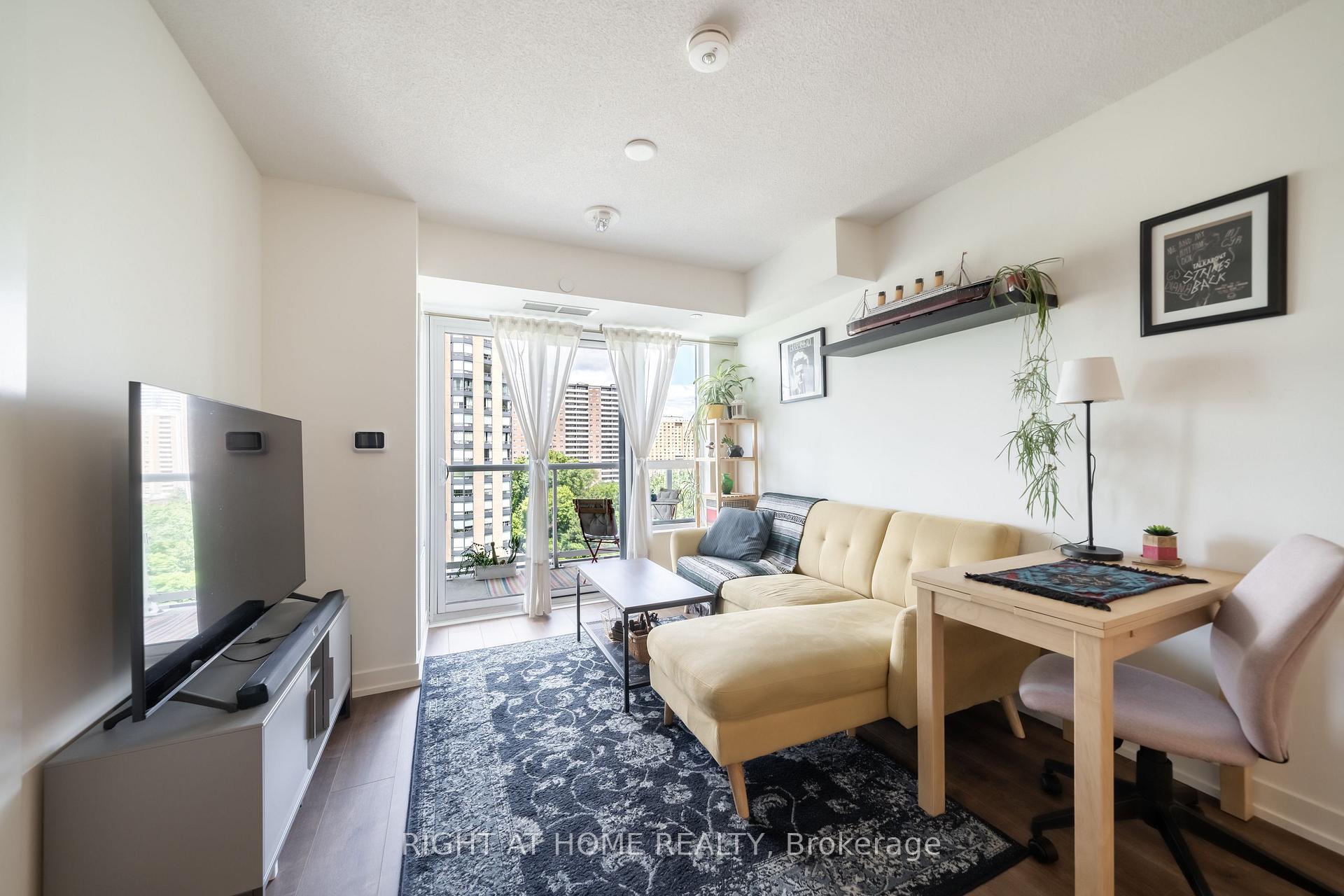 Photo 25 of Unit 807, 10 Wilby Crescent, North York, Weston — HOMEH