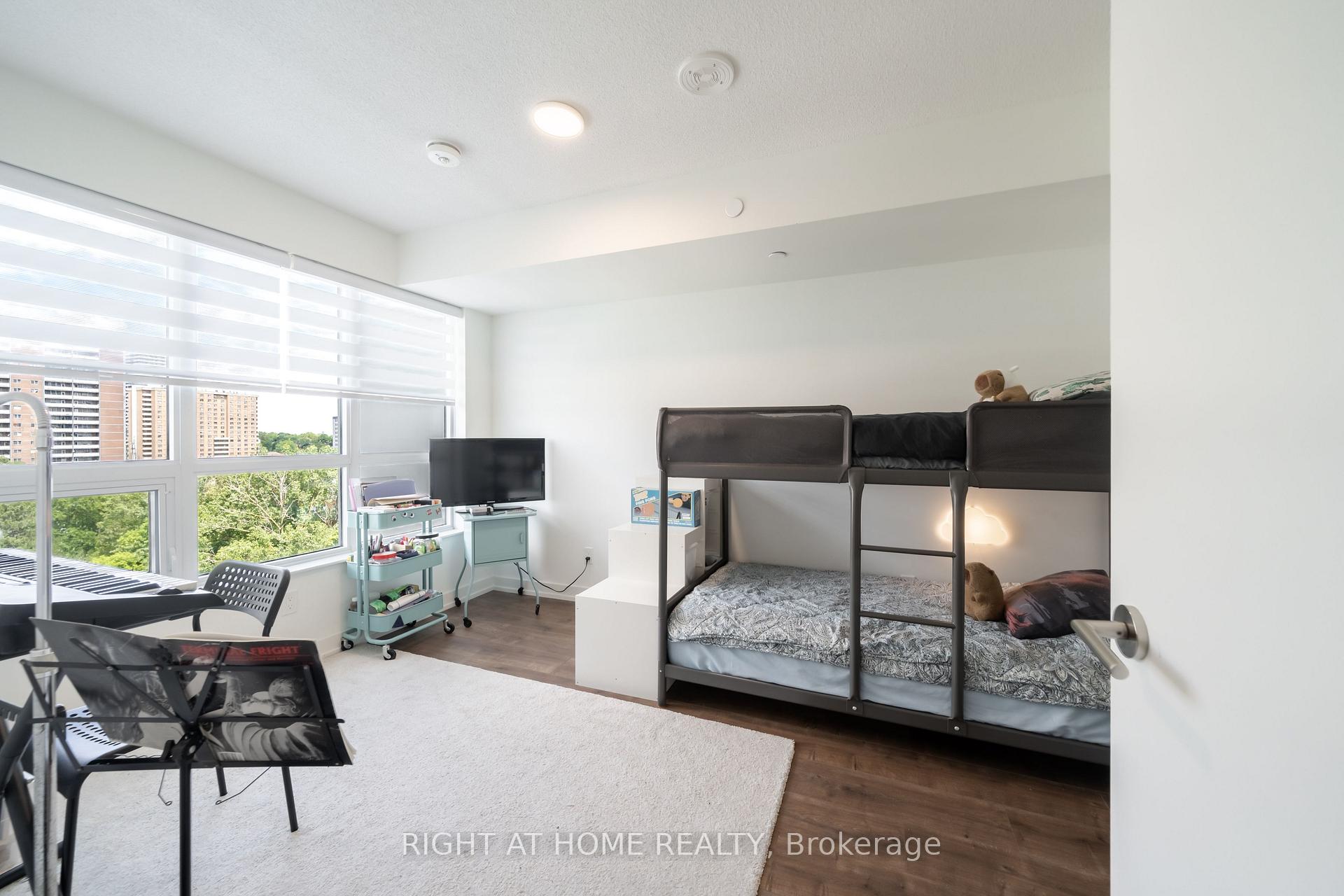 Photo 27 of Unit 807, 10 Wilby Crescent, North York, Weston — HOMEH