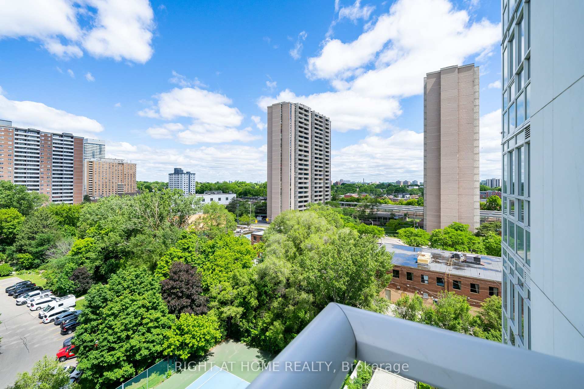 Photo 33 of Unit 807, 10 Wilby Crescent, North York, Weston — HOMEH