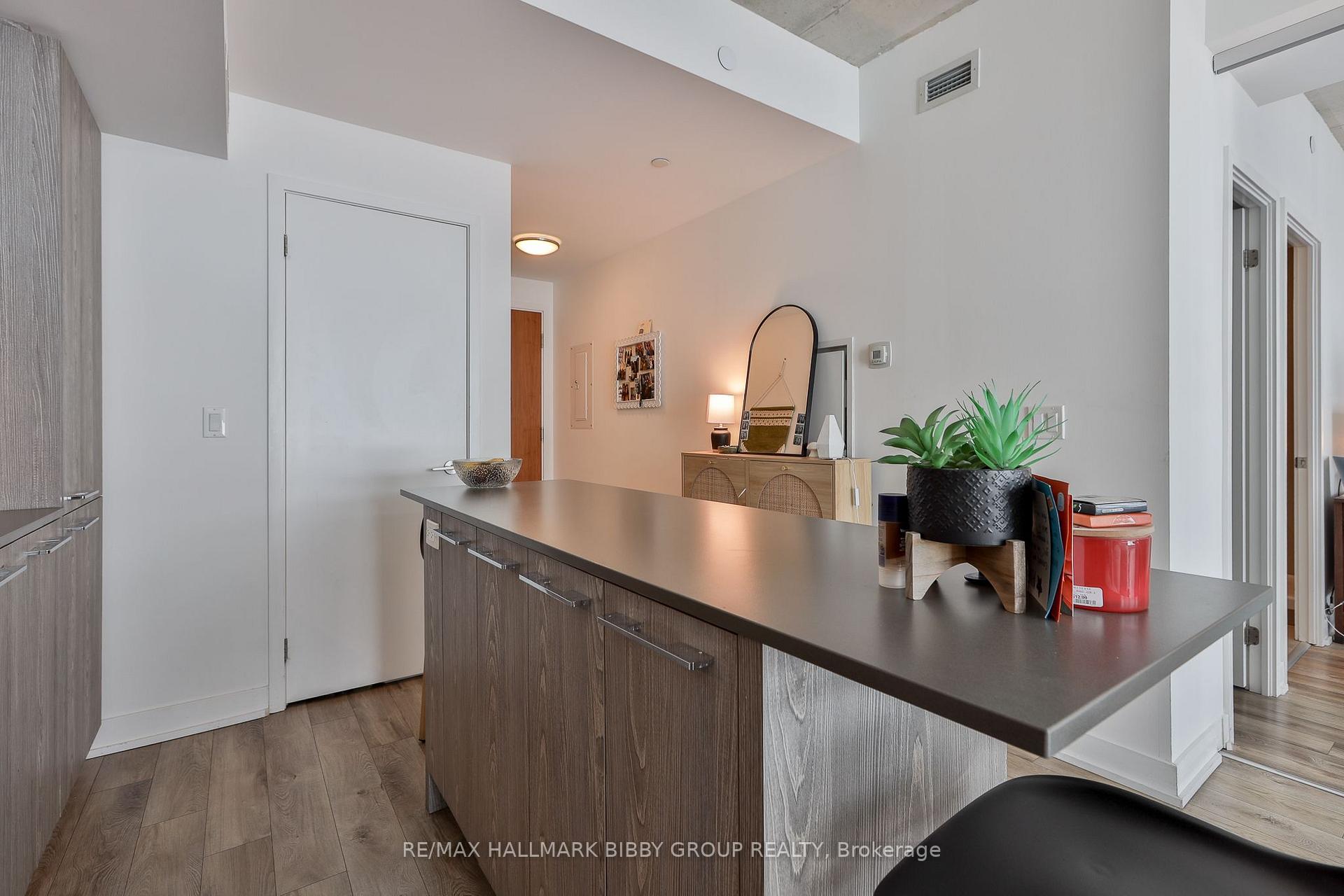 Photo 13 of Unit 1001, 25 Baseball Place, Toronto, South Riverdale — HOMEH