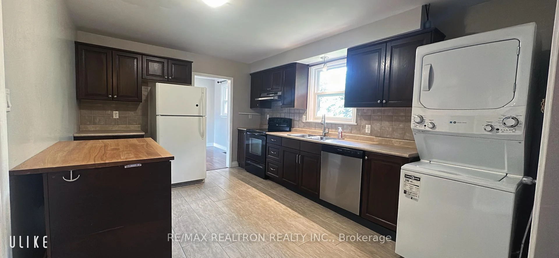 Photo 7 of Unit Basement, 34 Clark Avenue, Markham, Thornhill — HOMEH