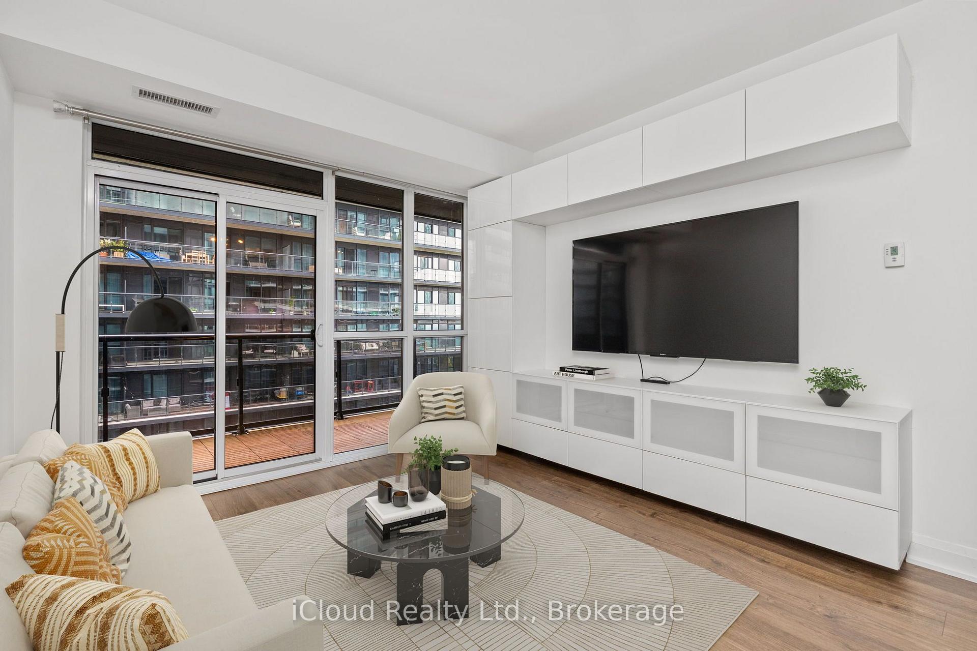 Photo 9 of Unit 810, 110 Marine Parade Drive, Etobicoke, Mimico — HOMEH