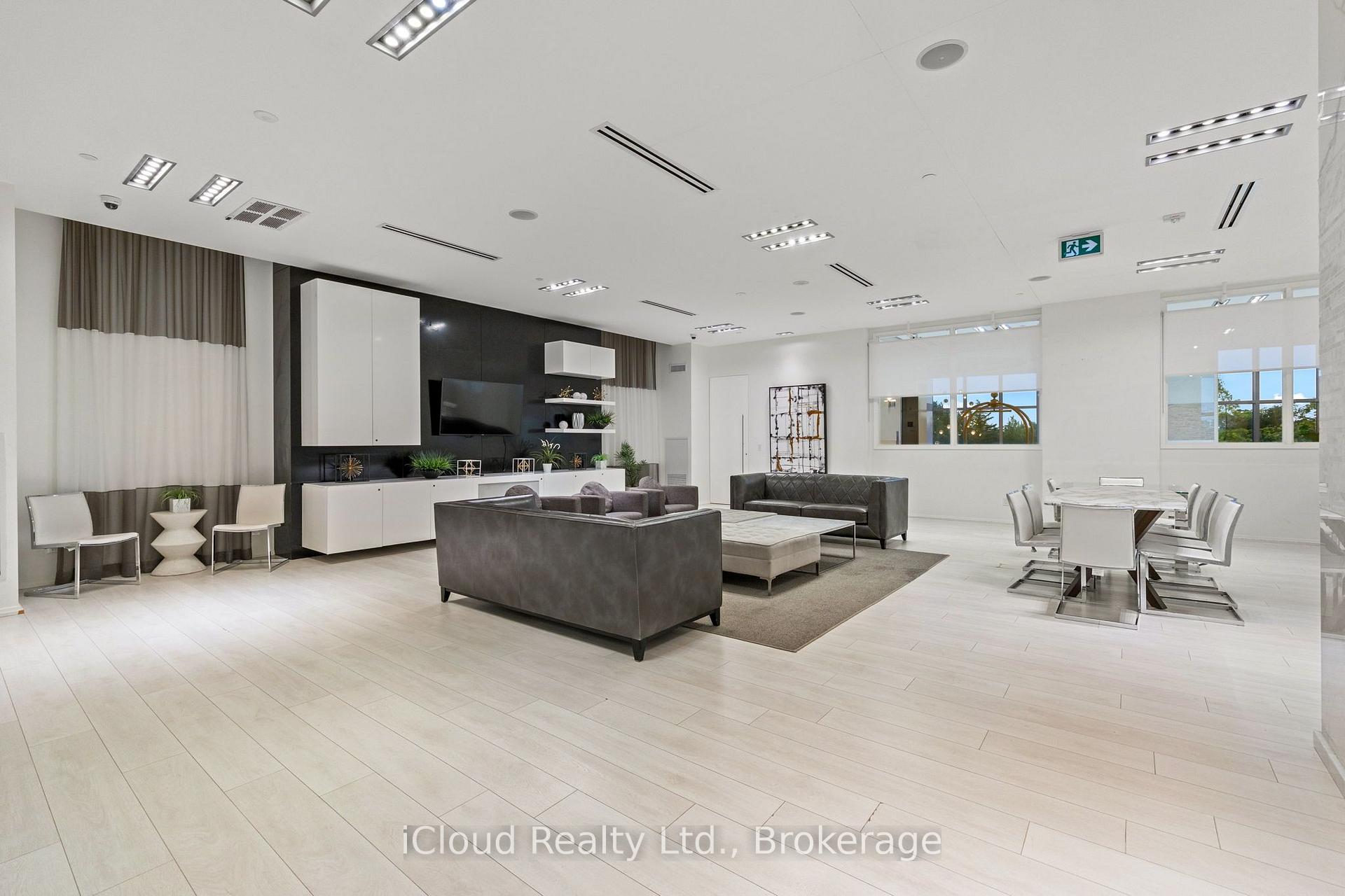 Photo 25 of Unit 810, 110 Marine Parade Drive, Etobicoke, Mimico — HOMEH