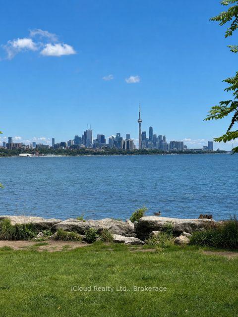 Photo 33 of Unit 810, 110 Marine Parade Drive, Etobicoke, Mimico — HOMEH