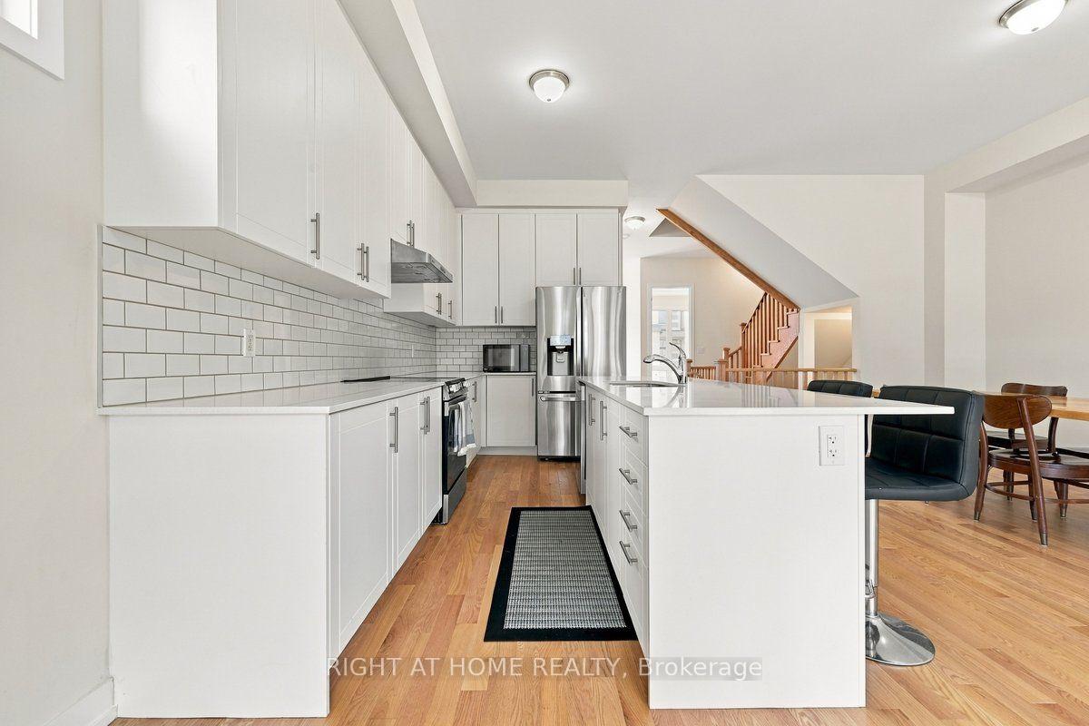 Photo 9 of 3081 Welsman Garden, Oakville, Joshua Meadows — HOMEH