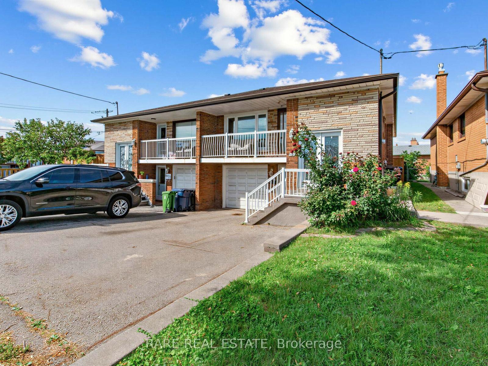 Photo 1 of 4 Hisey [Basement] Crescent, North York, Black Creek — HOMEH