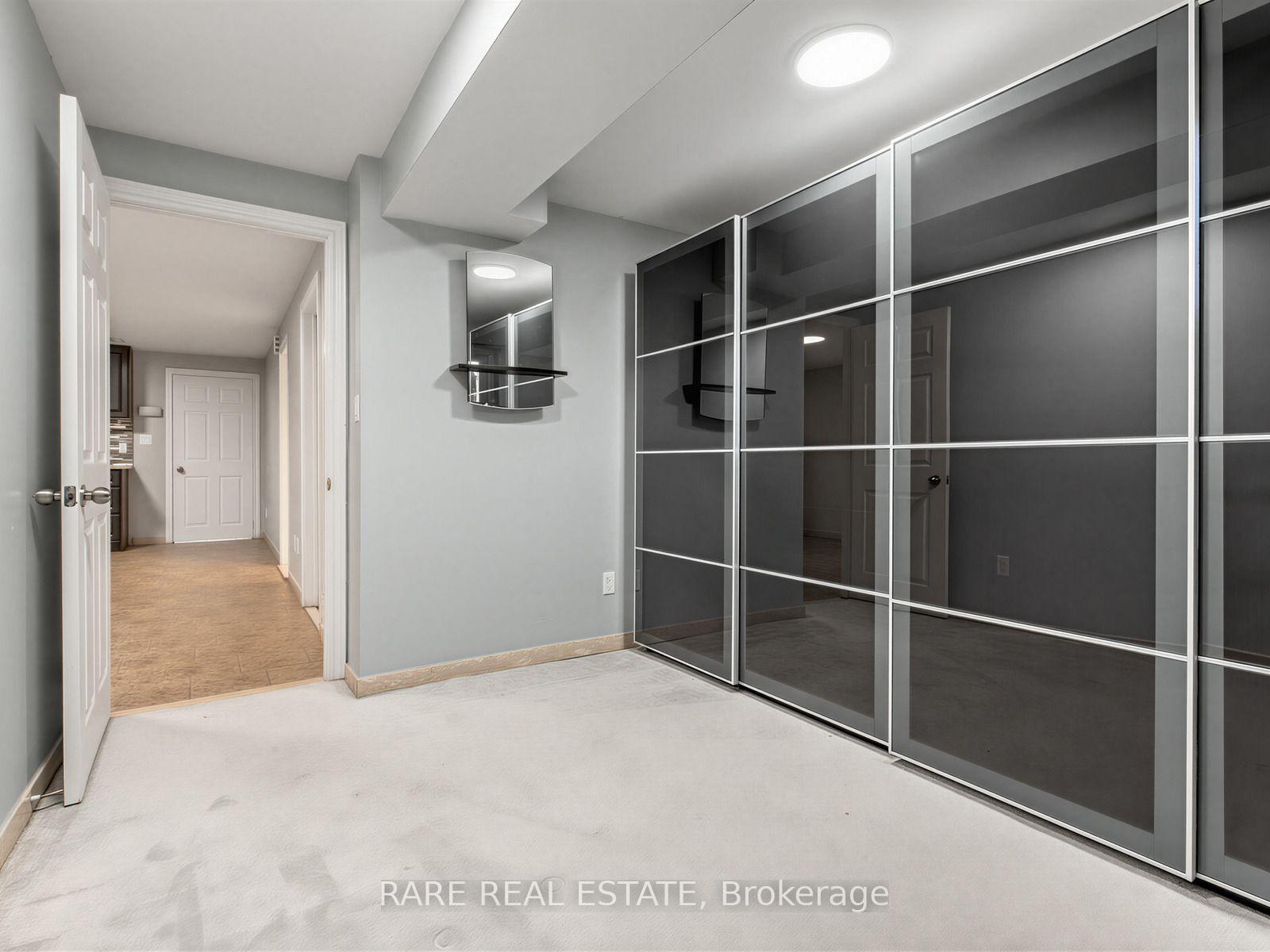 Photo 24 of 4 Hisey [Basement] Crescent, North York, Black Creek — HOMEH