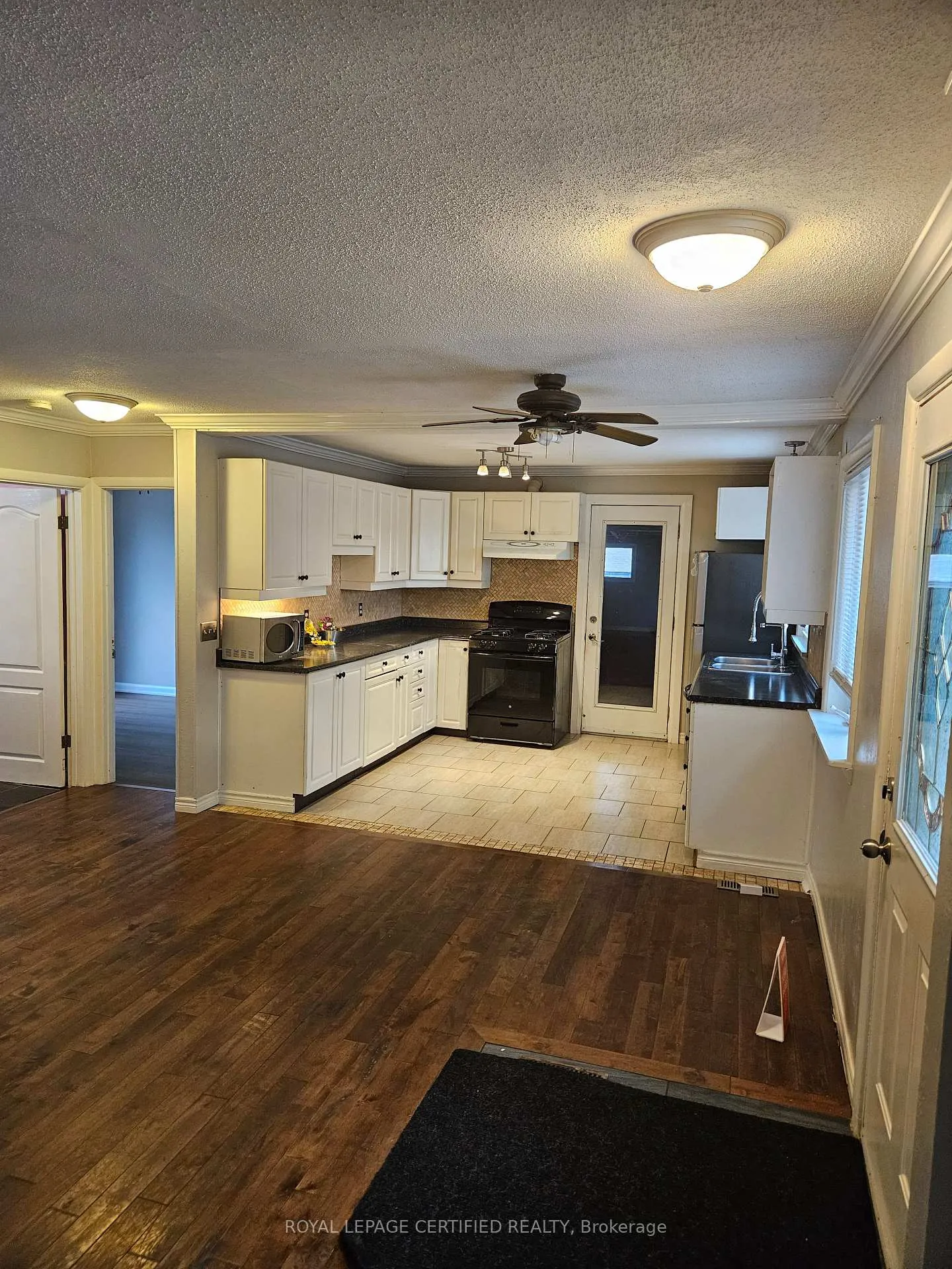 Photo 6 of 320 Dewitt Road, Hamilton, Stoney Creek — HOMEH