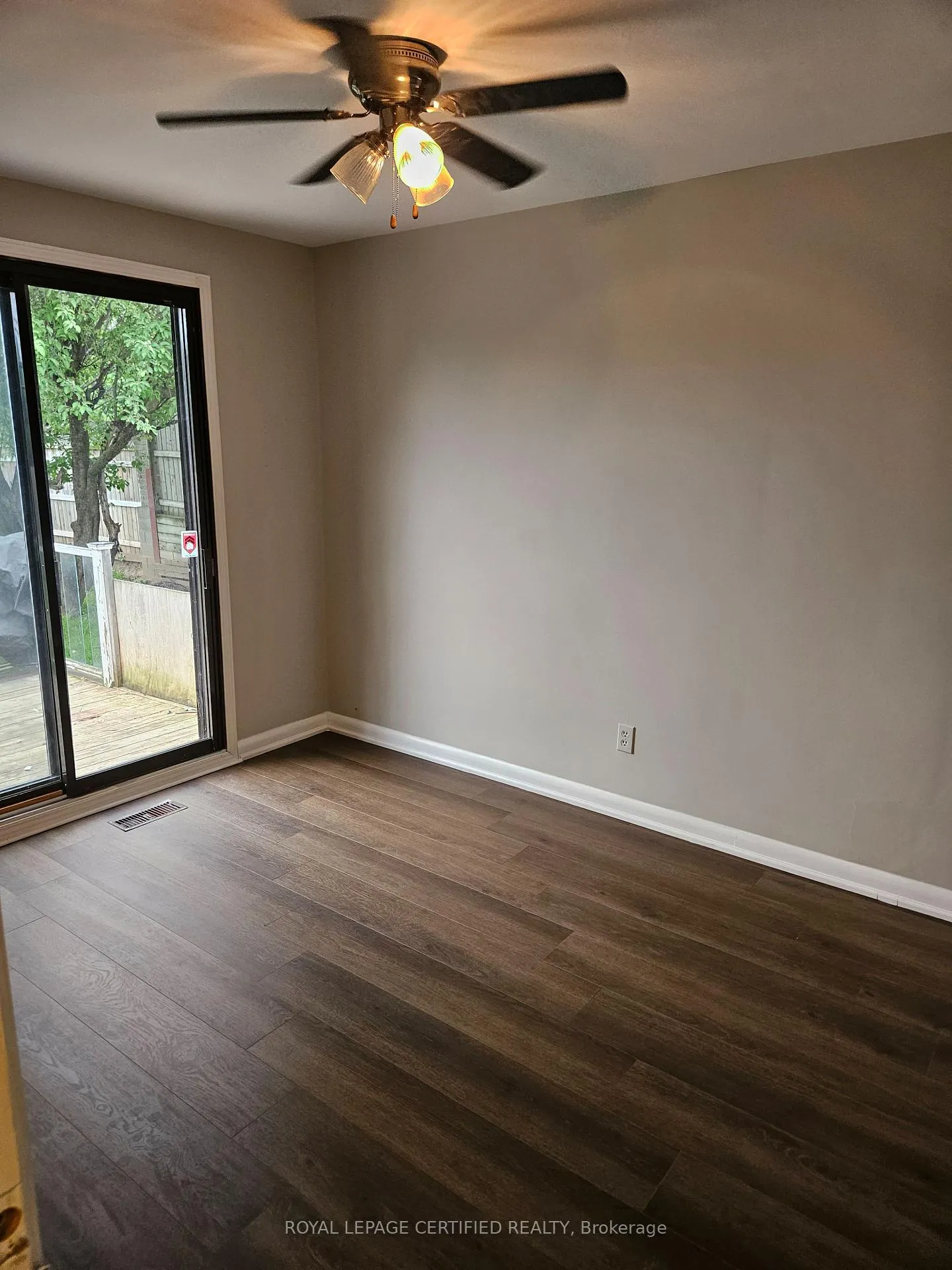 Photo 10 of 320 Dewitt Road, Hamilton, Stoney Creek — HOMEH