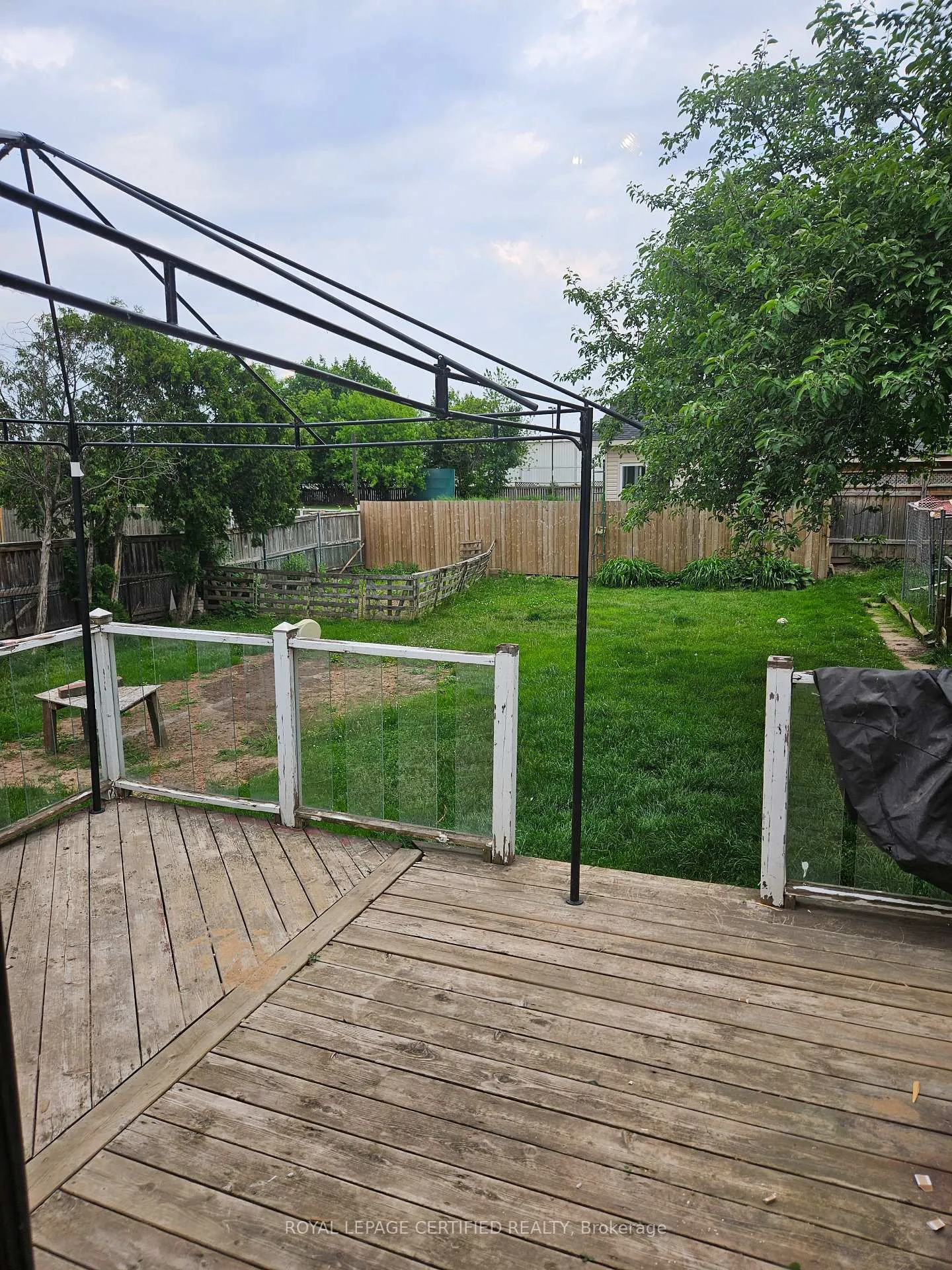 Photo 13 of 320 Dewitt Road, Hamilton, Stoney Creek — HOMEH