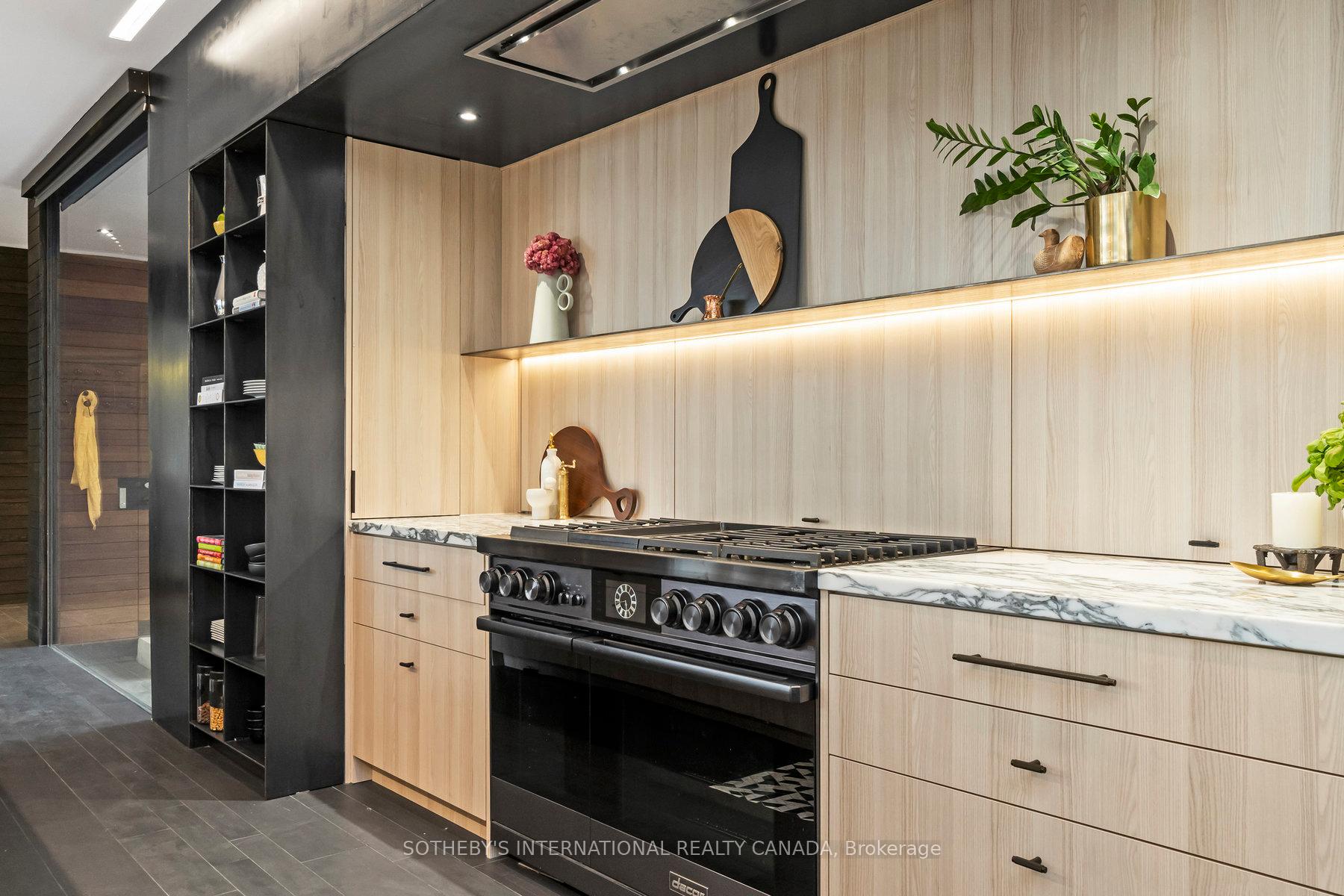 Photo 10 of 95 Riverview Drive, Toronto, Lawrence Park North — HOMEH