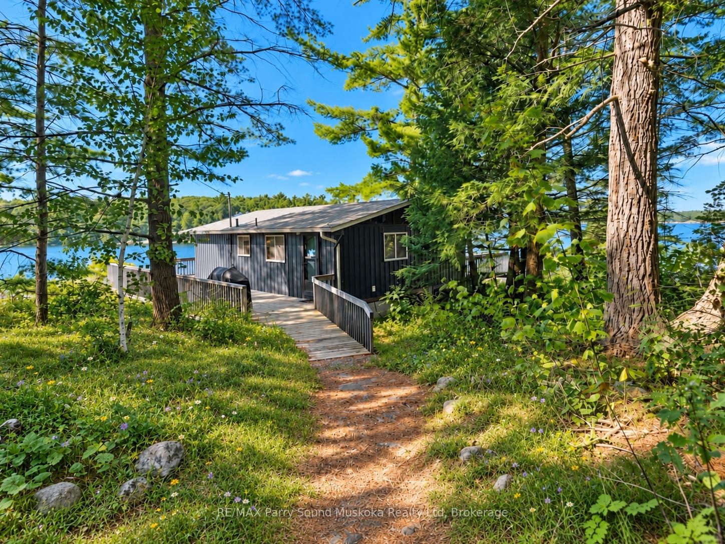 Photo 16 of 160 Paradise Lane, Carling — HOMEH