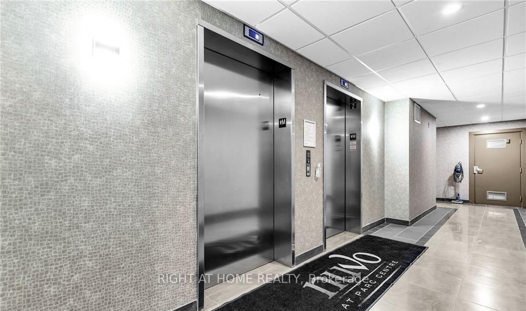 Photo 3 of Unit 9, 340 Sugarcreek Trail, London, North N — HOMEH
