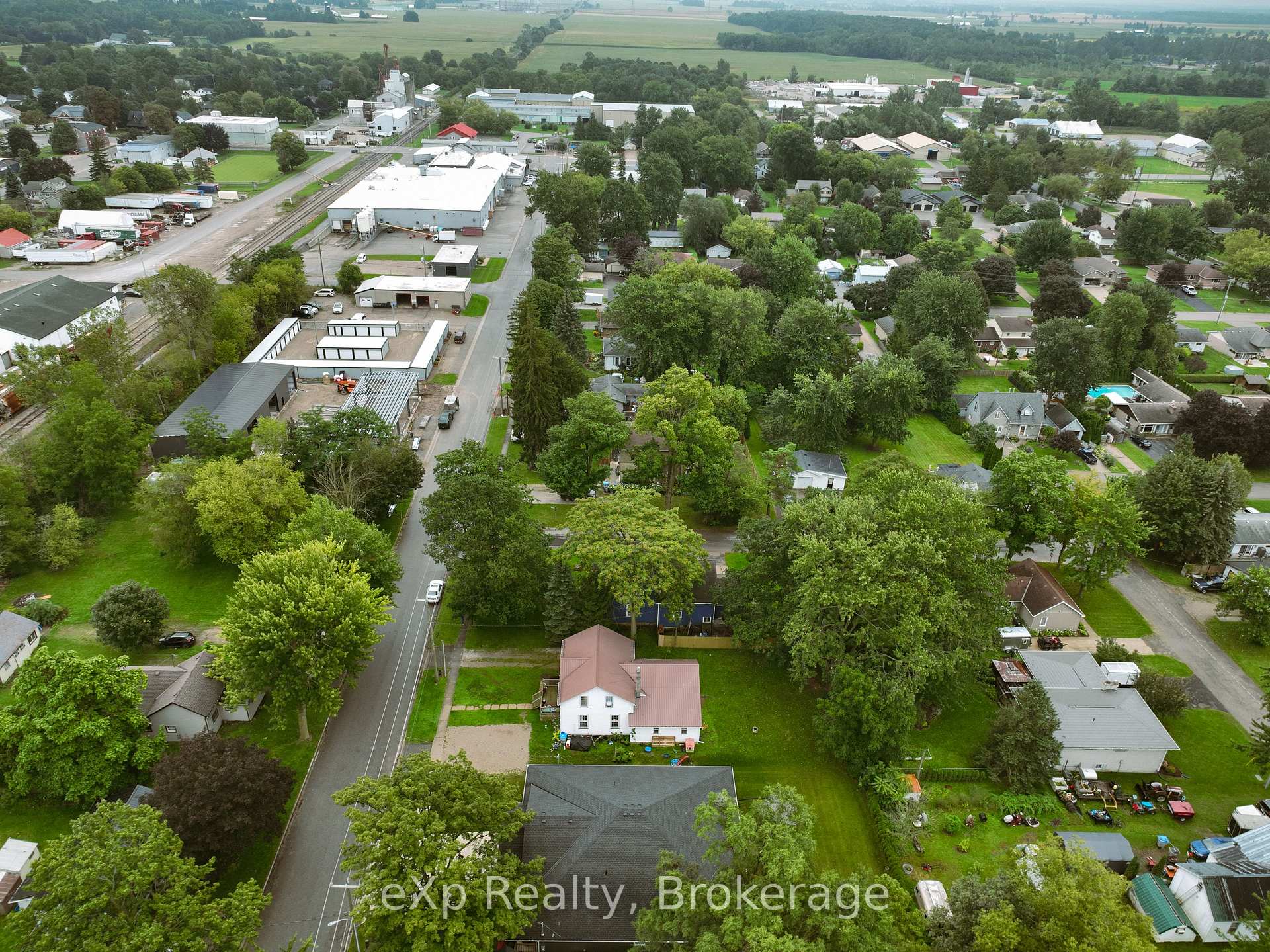 Photo 33 of 67 Railway Street, Huron East, Seaforth — HOMEH