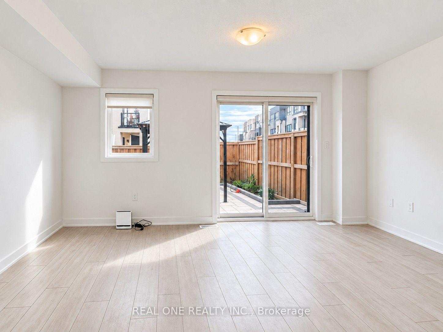 Photo 5 of 4890 Valera Road, Burlington, Alton — HOMEH