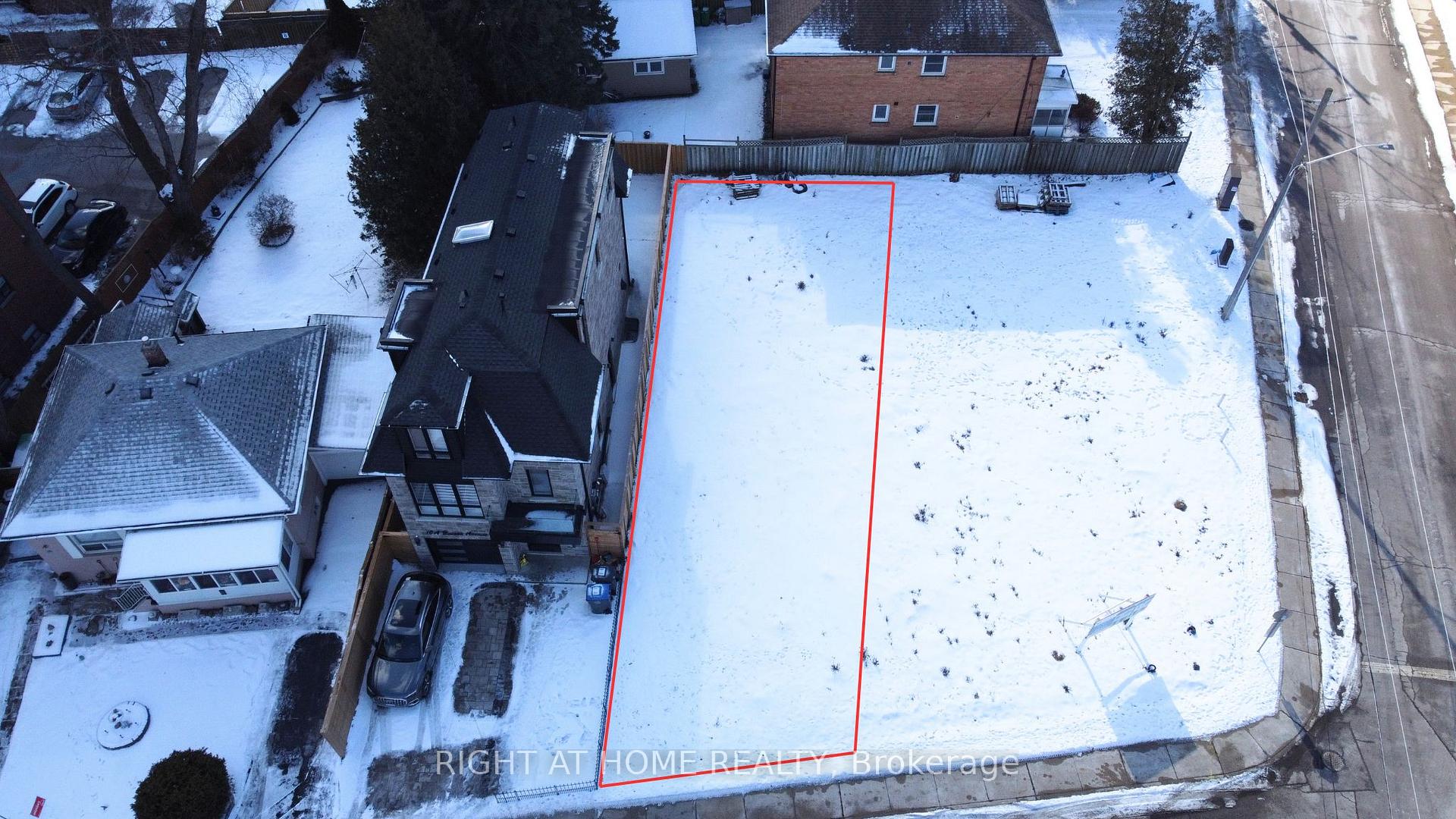 Photo 1 of 10B Benson Avenue, Mississauga, Port Credit — HOMEH