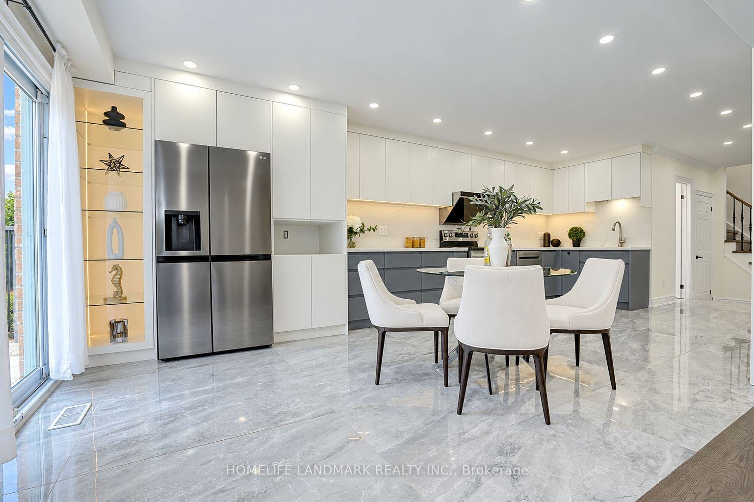 Photo 19 of 51 New Forest Square, Scarborough, Steeles — HOMEH