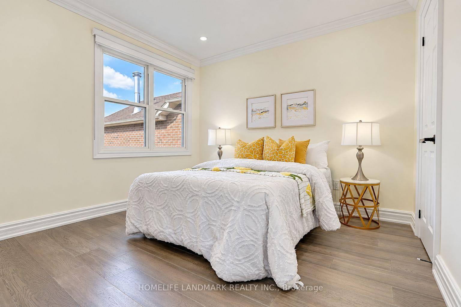 Photo 41 of 51 New Forest Square, Scarborough, Steeles — HOMEH