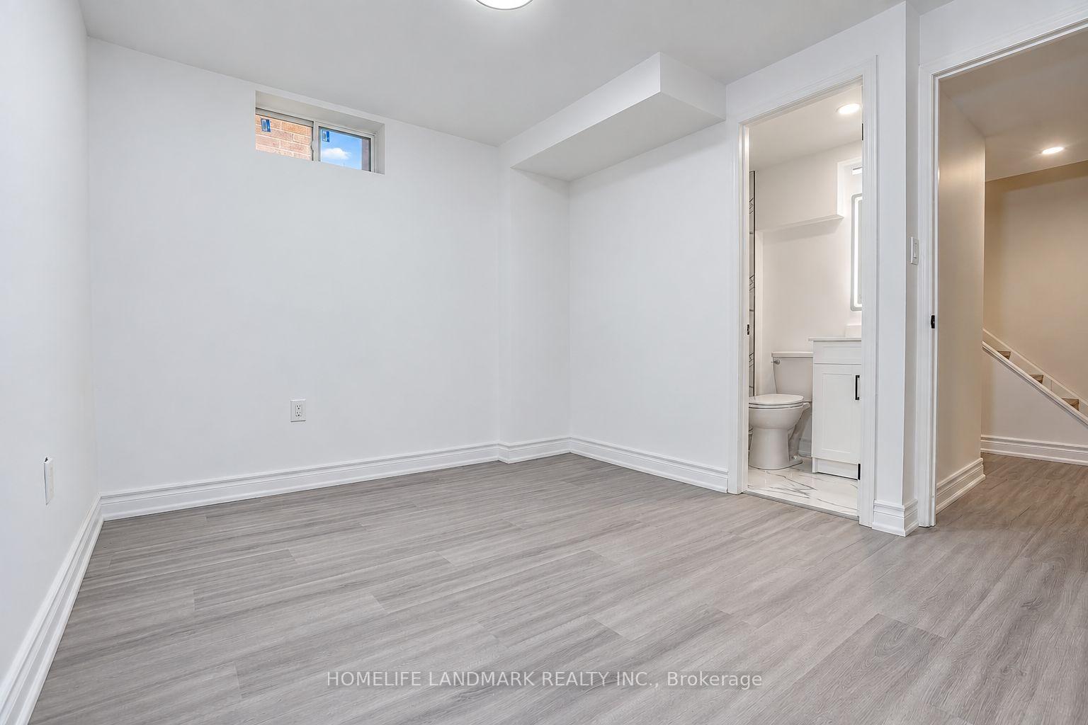 Photo 65 of 51 New Forest Square, Scarborough, Steeles — HOMEH
