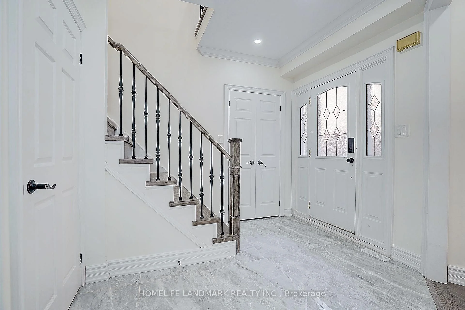 Photo 10 of 51 New Forest Square, Scarborough, Steeles — HOMEH