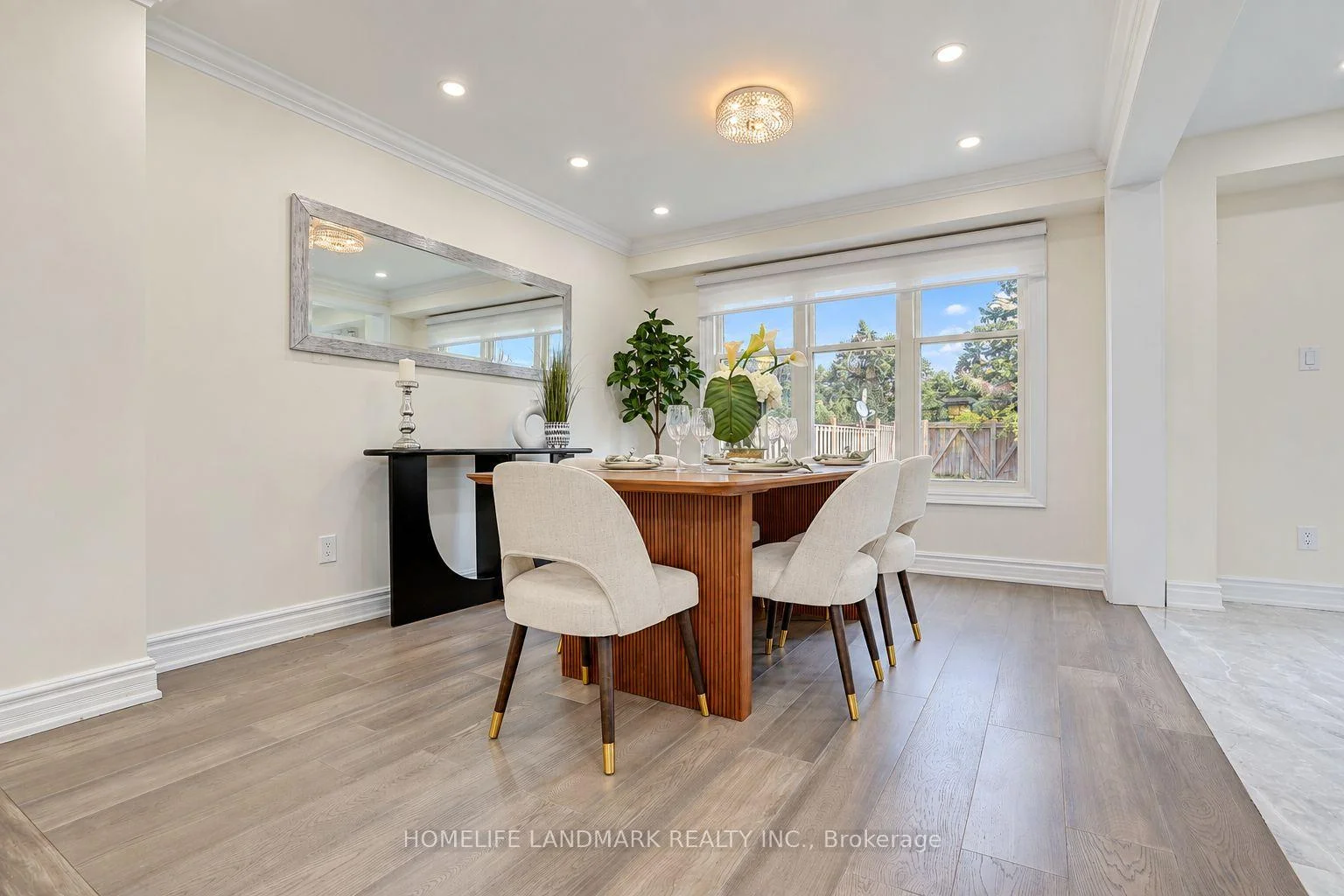 Photo 20 of 51 New Forest Square, Scarborough, Steeles — HOMEH