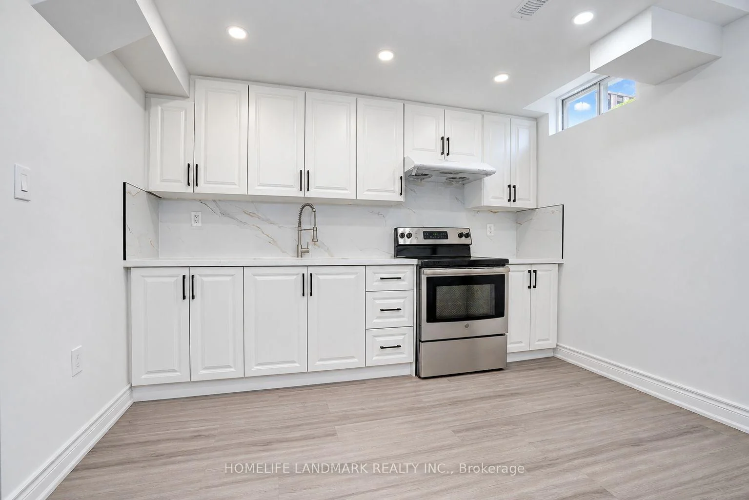 Photo 49 of 51 New Forest Square, Scarborough, Steeles — HOMEH