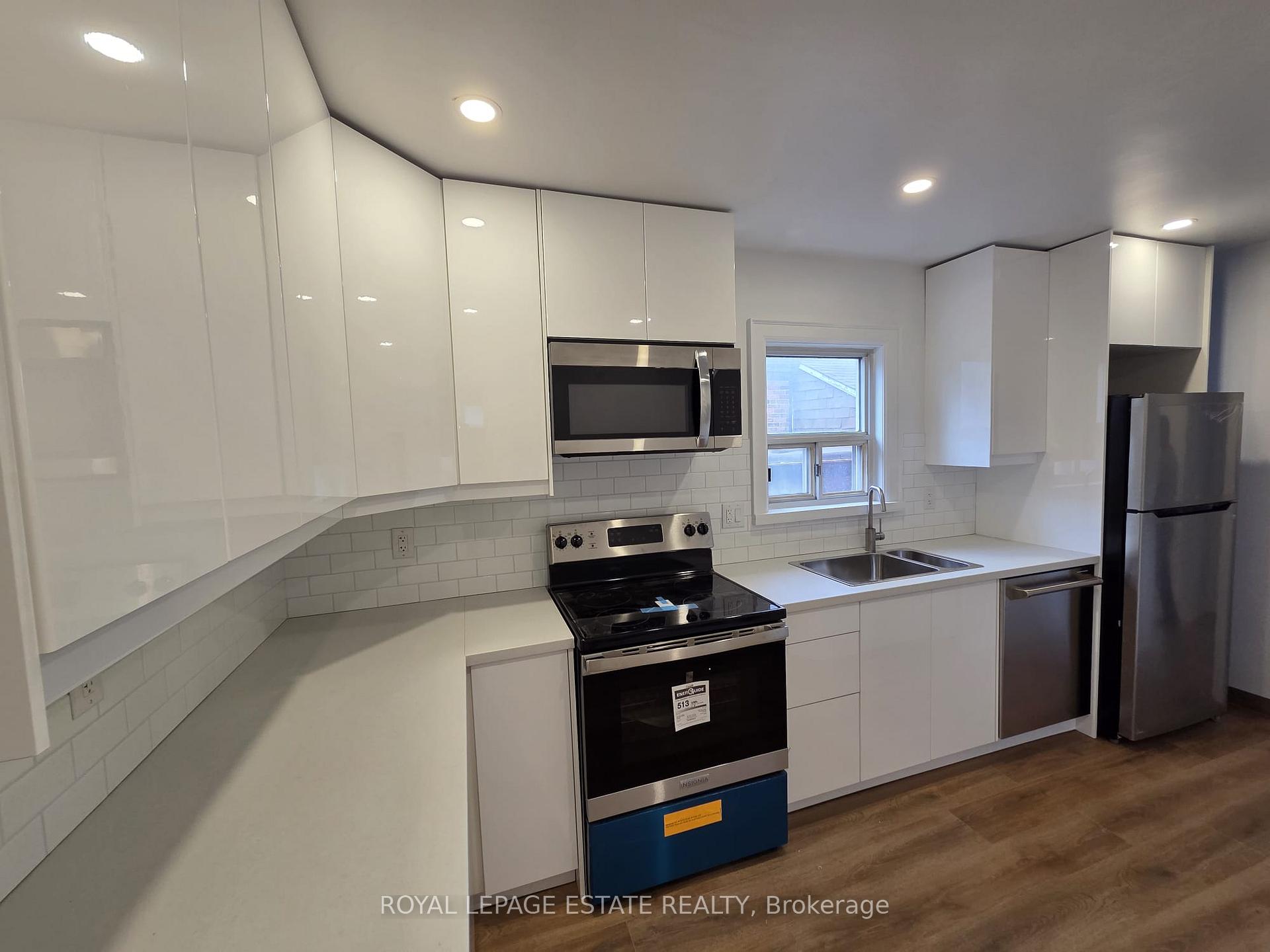 Photo 11 of Unit Main, 839 Coxwell Avenue, Toronto, Danforth Village-East York — HOMEH
