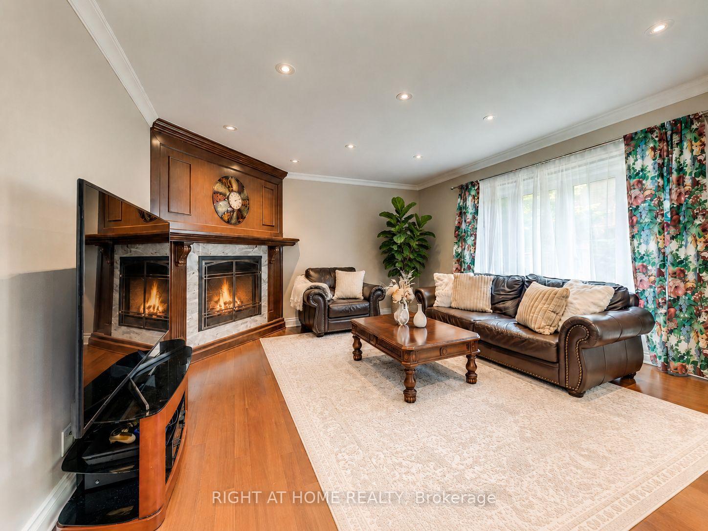 Photo 9 of 1311 Playter Place, Oakville, Glen Abbey — HOMEH