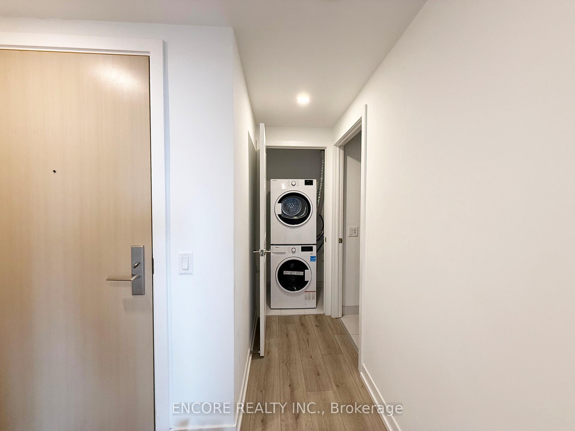 Photo 4 of Unit 3801, 395 Bloor Street E, Toronto, North St. James Town — HOMEH