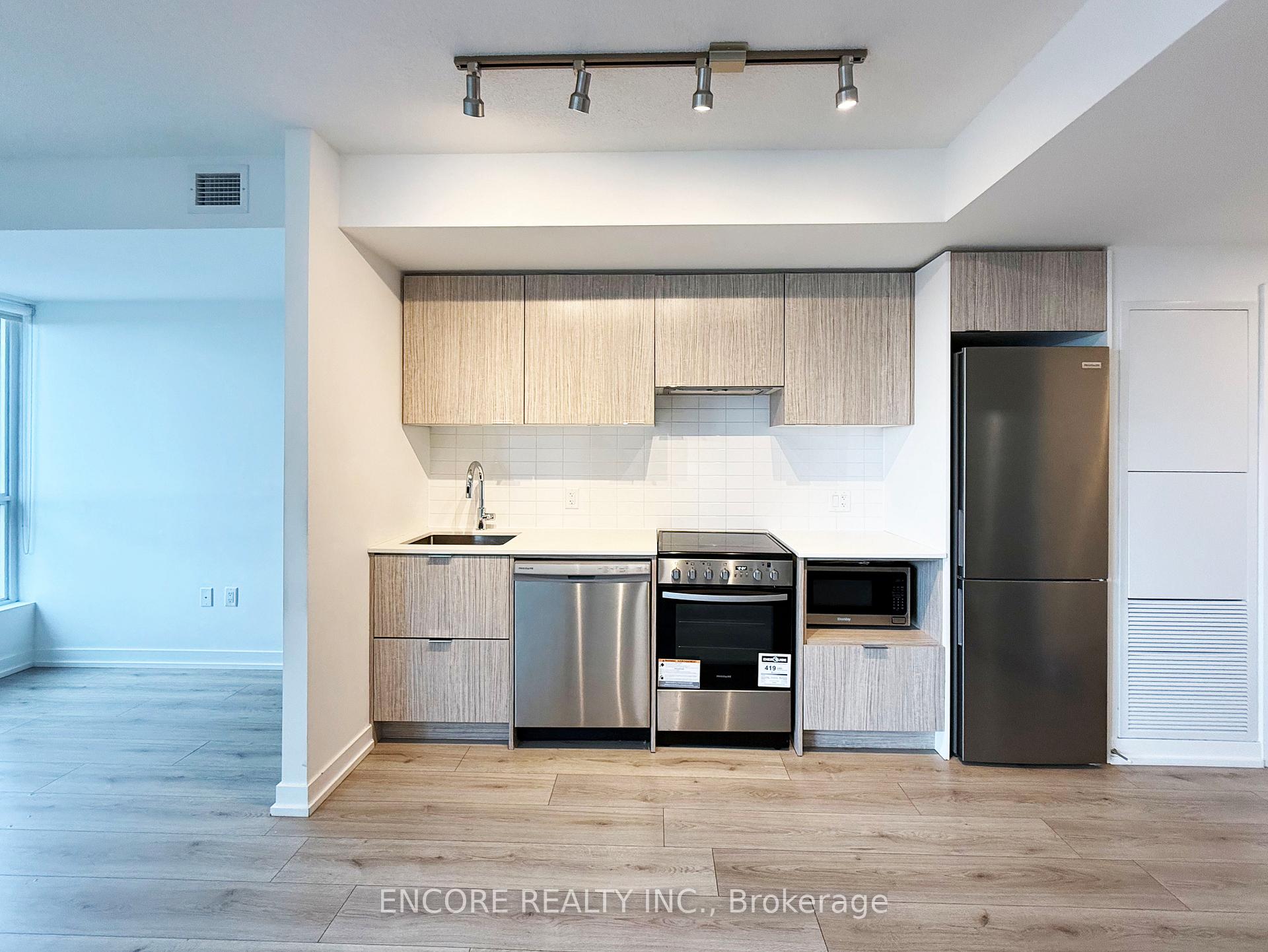 Photo 8 of Unit 3801, 395 Bloor Street E, Toronto, North St. James Town — HOMEH