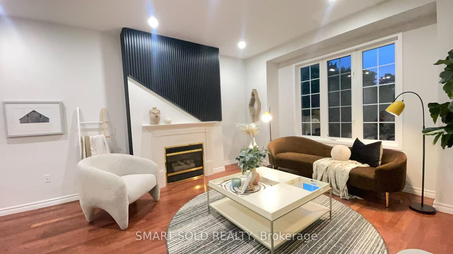 Photo 4 of 82 Ballymore Drive, Aurora, Bayview Wellington — HOMEH