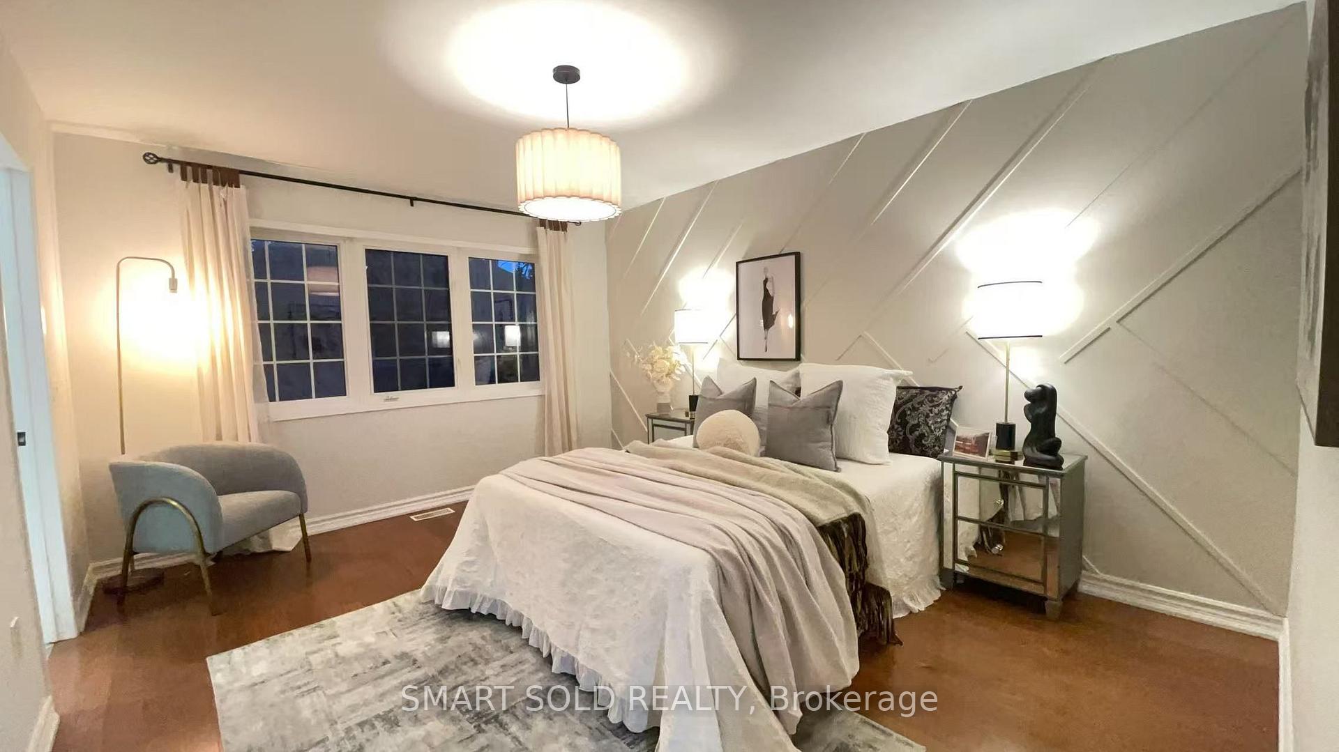 Photo 12 of 82 Ballymore Drive, Aurora, Bayview Wellington — HOMEH