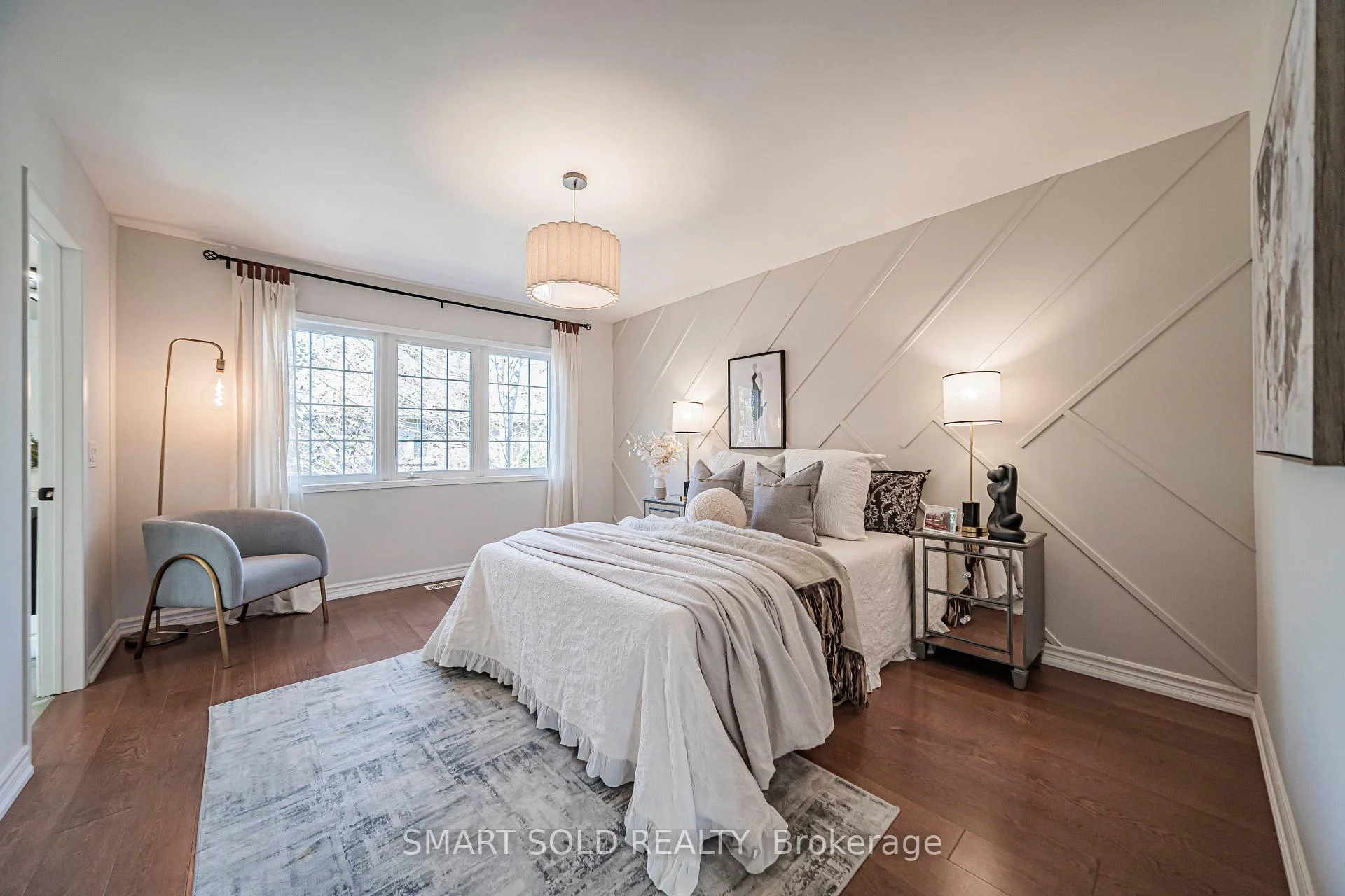 Photo 9 of 82 Ballymore Drive, Aurora, Bayview Wellington — HOMEH