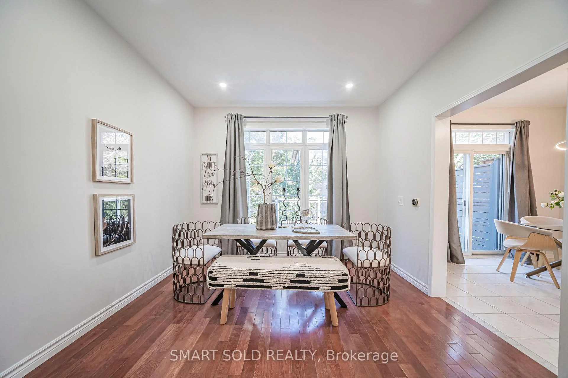 Photo 15 of 82 Ballymore Drive, Aurora, Bayview Wellington — HOMEH