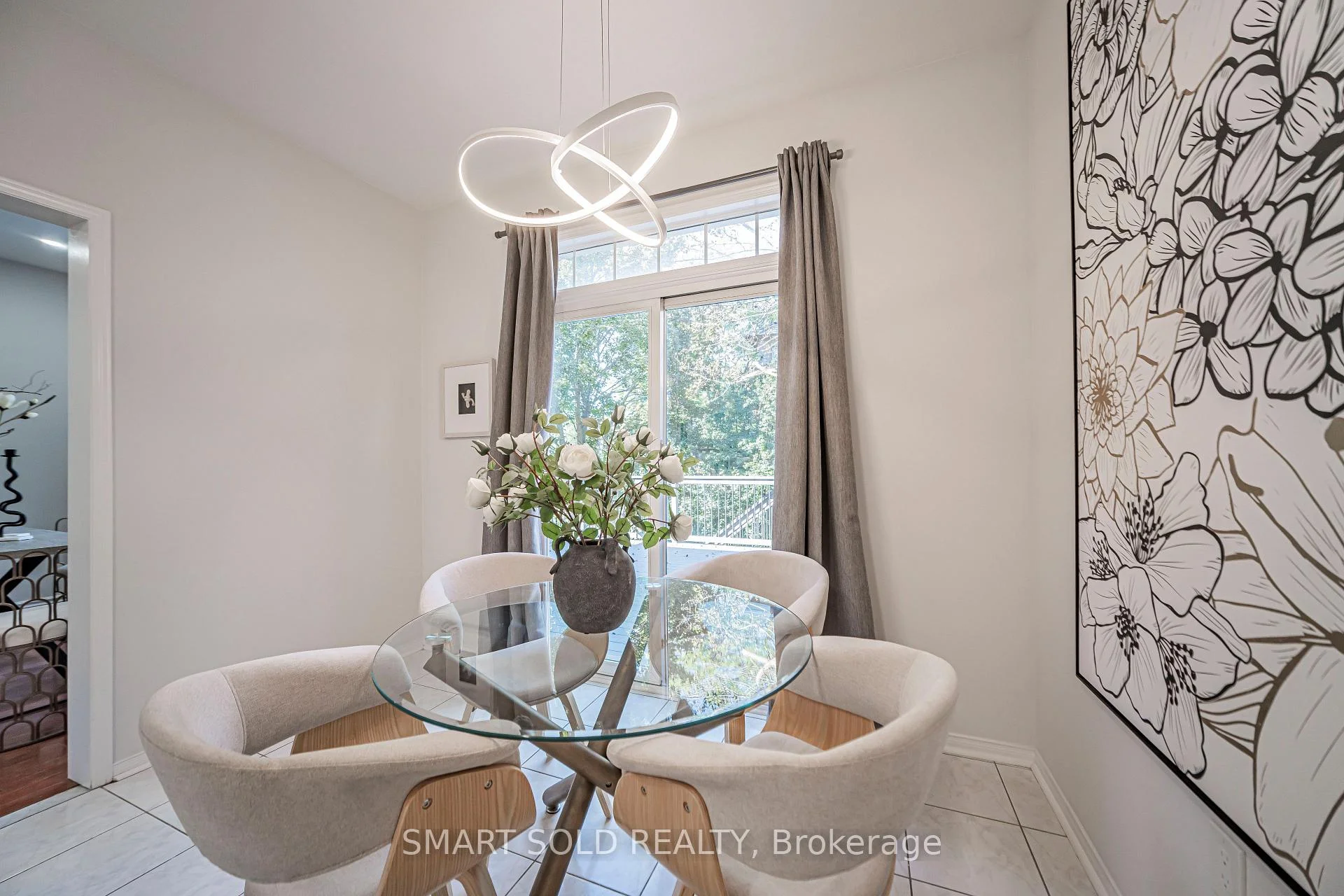 Photo 21 of 82 Ballymore Drive, Aurora, Bayview Wellington — HOMEH